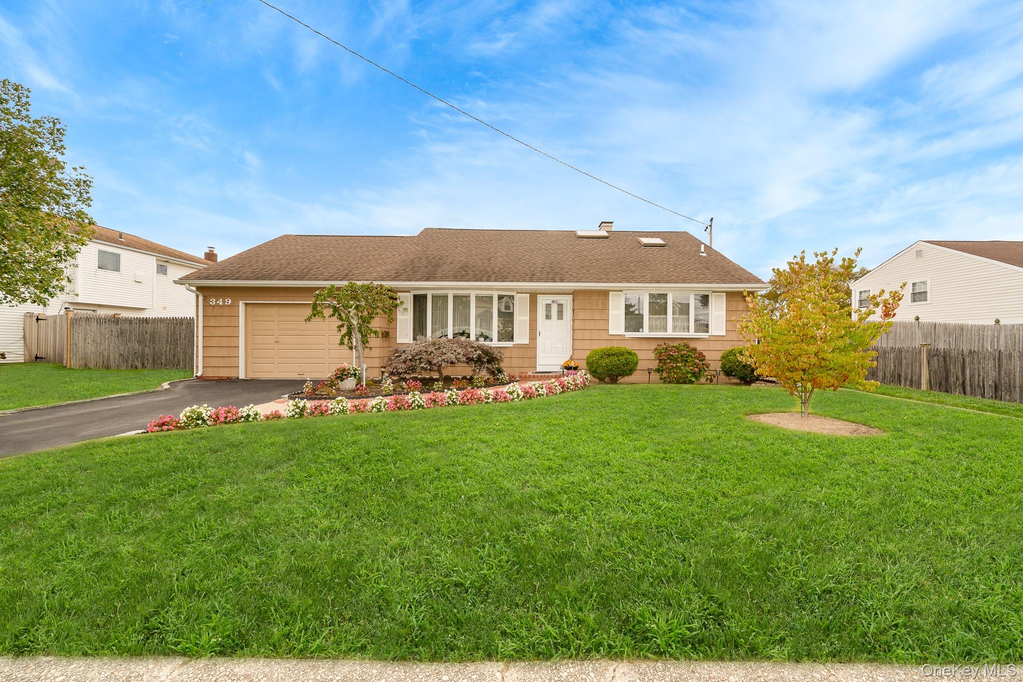 349 Lido Parkway, Lindenhurst, NY 11757