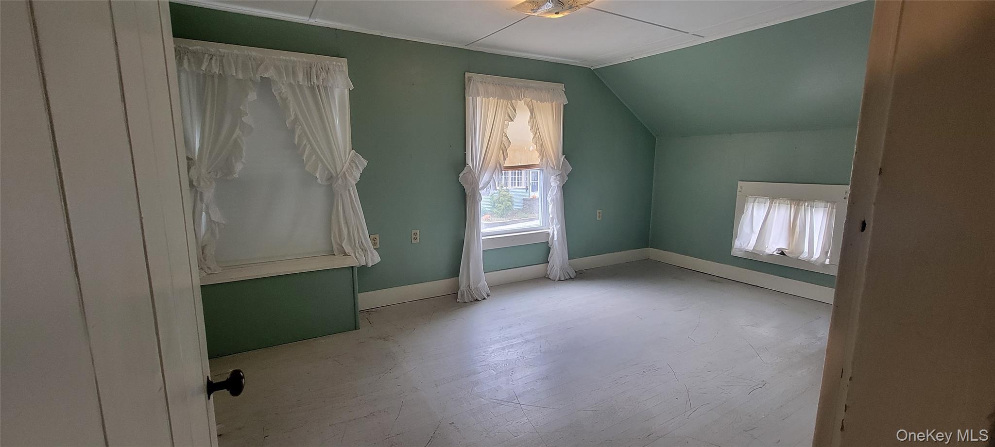 22 Washington Avenue, Highland, NY 12528