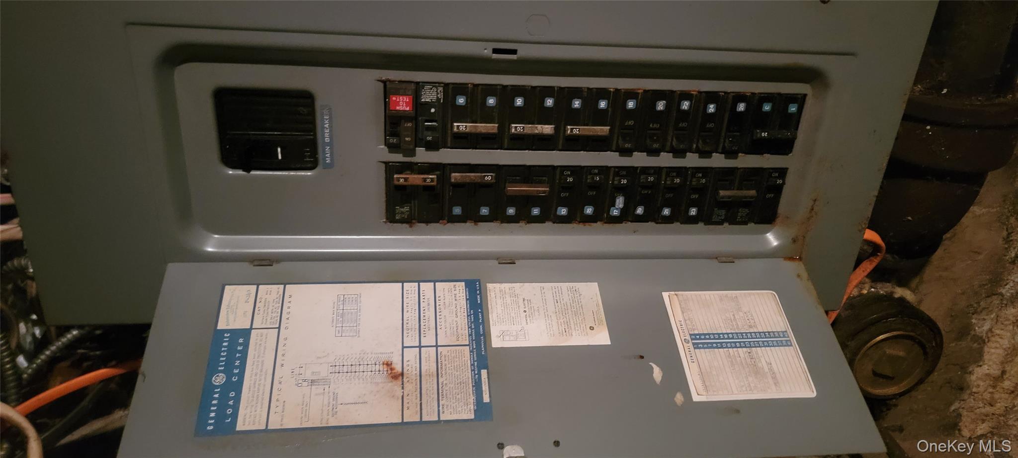 22 Washington Avenue, Highland, NY 12528