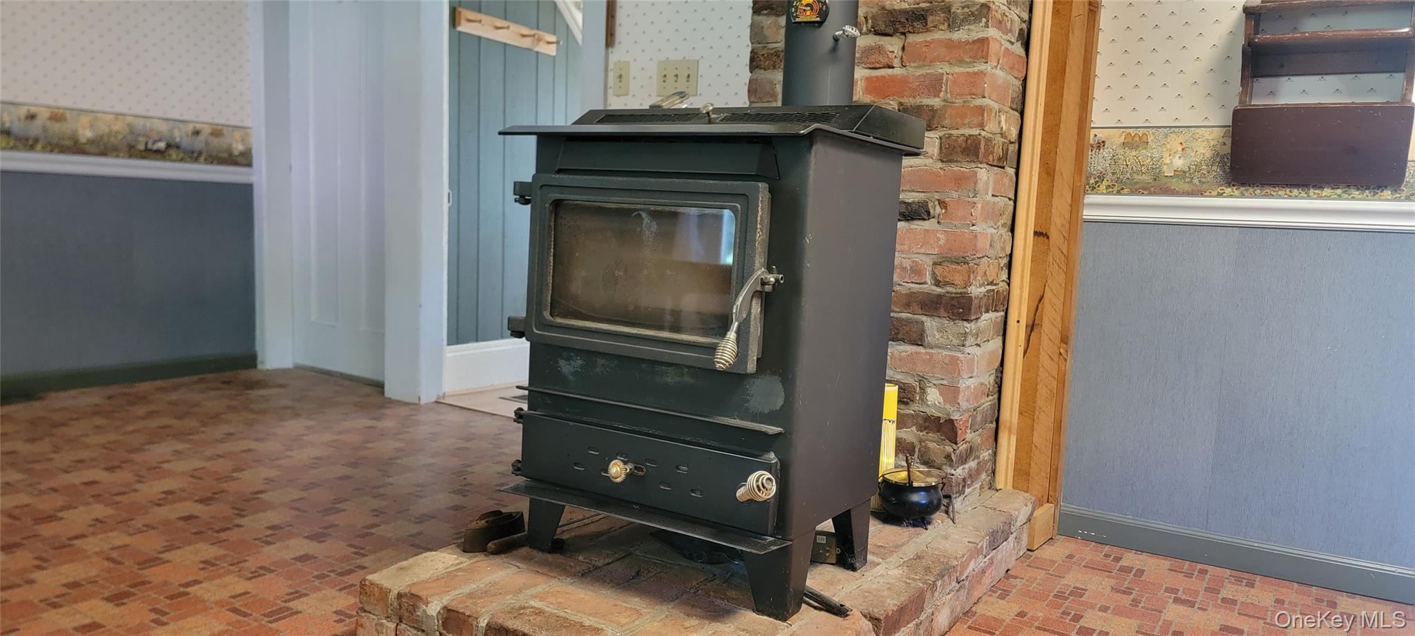 22 Washington Avenue, Highland, NY 12528