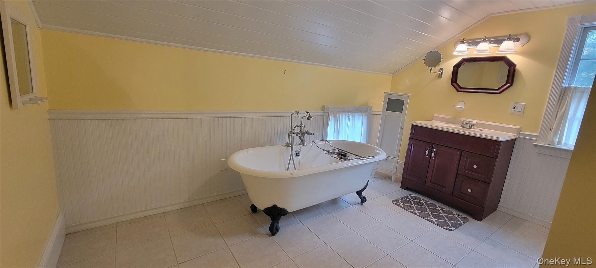 22 Washington Avenue, Highland, NY 12528