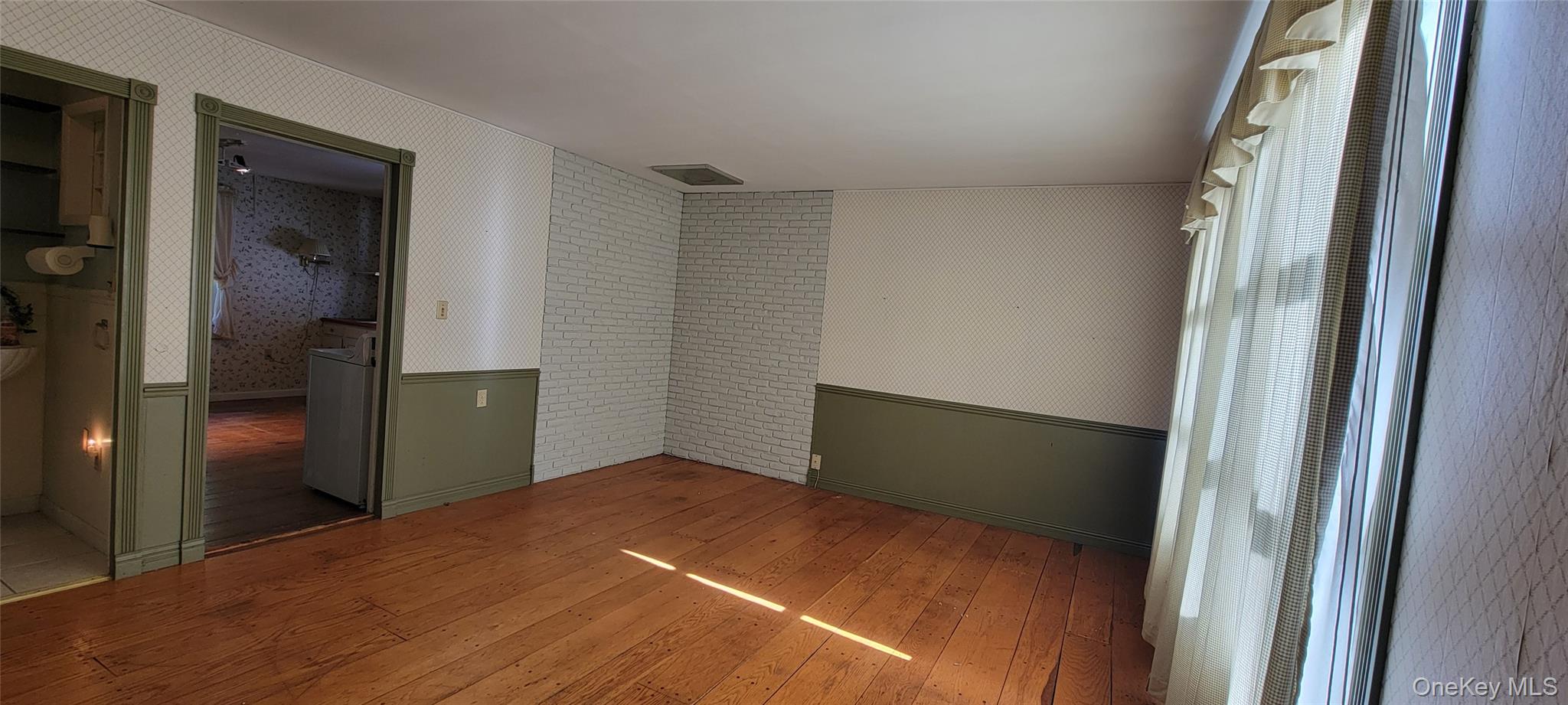 22 Washington Avenue, Highland, NY 12528