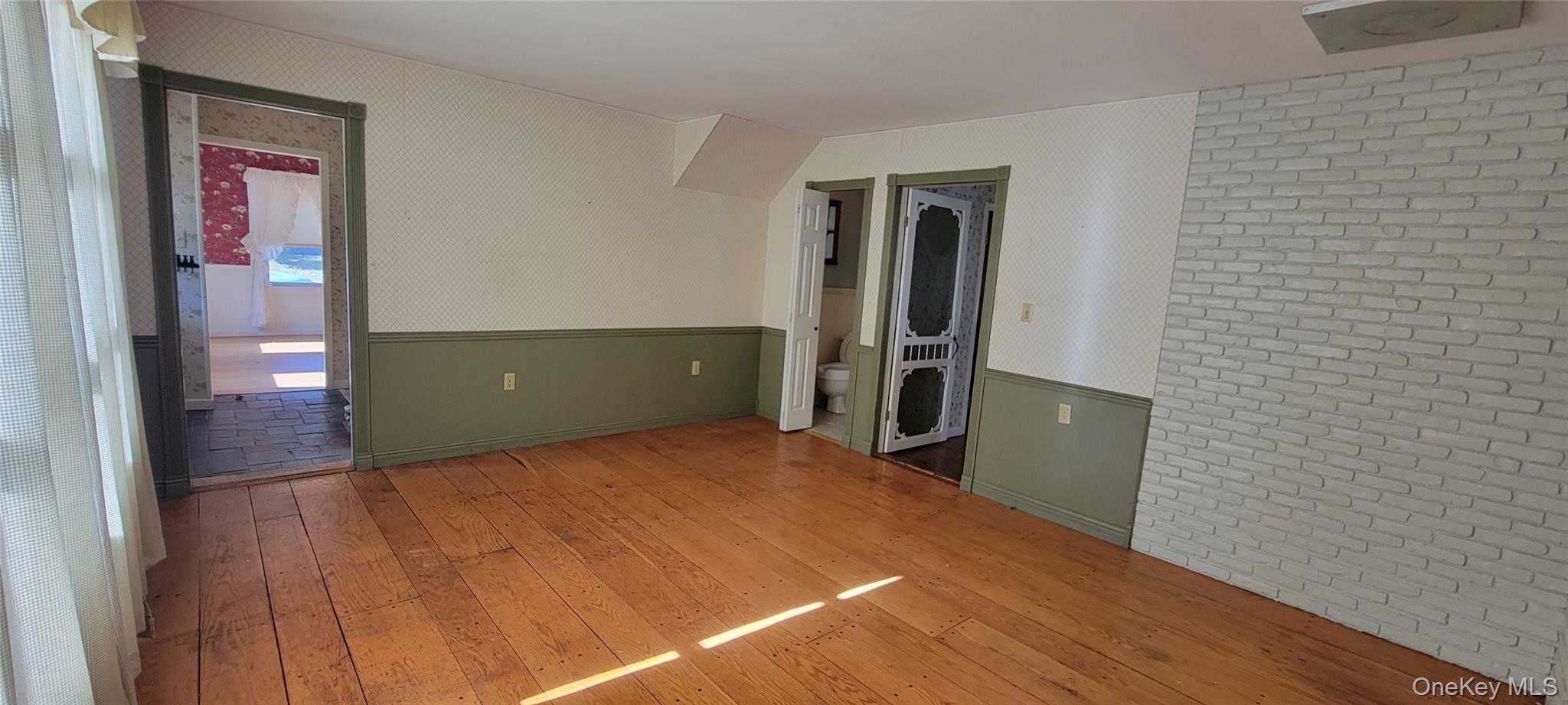 22 Washington Avenue, Highland, NY 12528