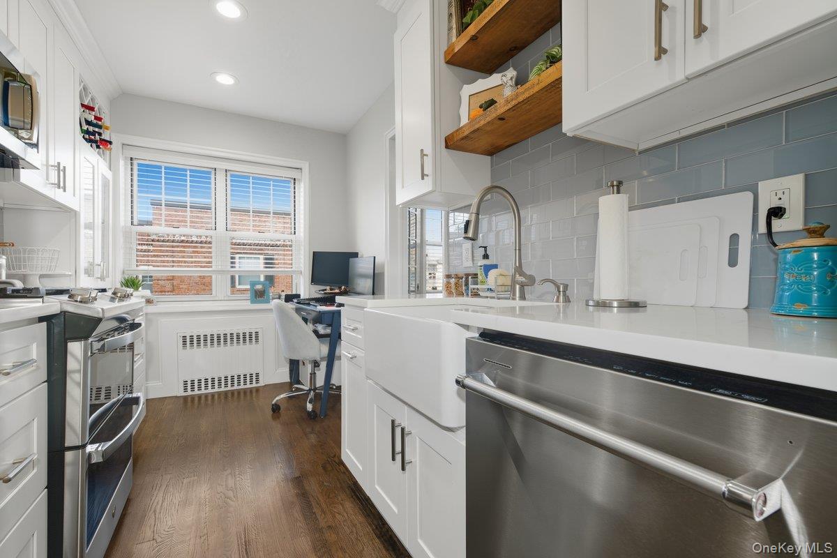 51 Lincoln Avenue # D21, Rockville Centre, NY 11570