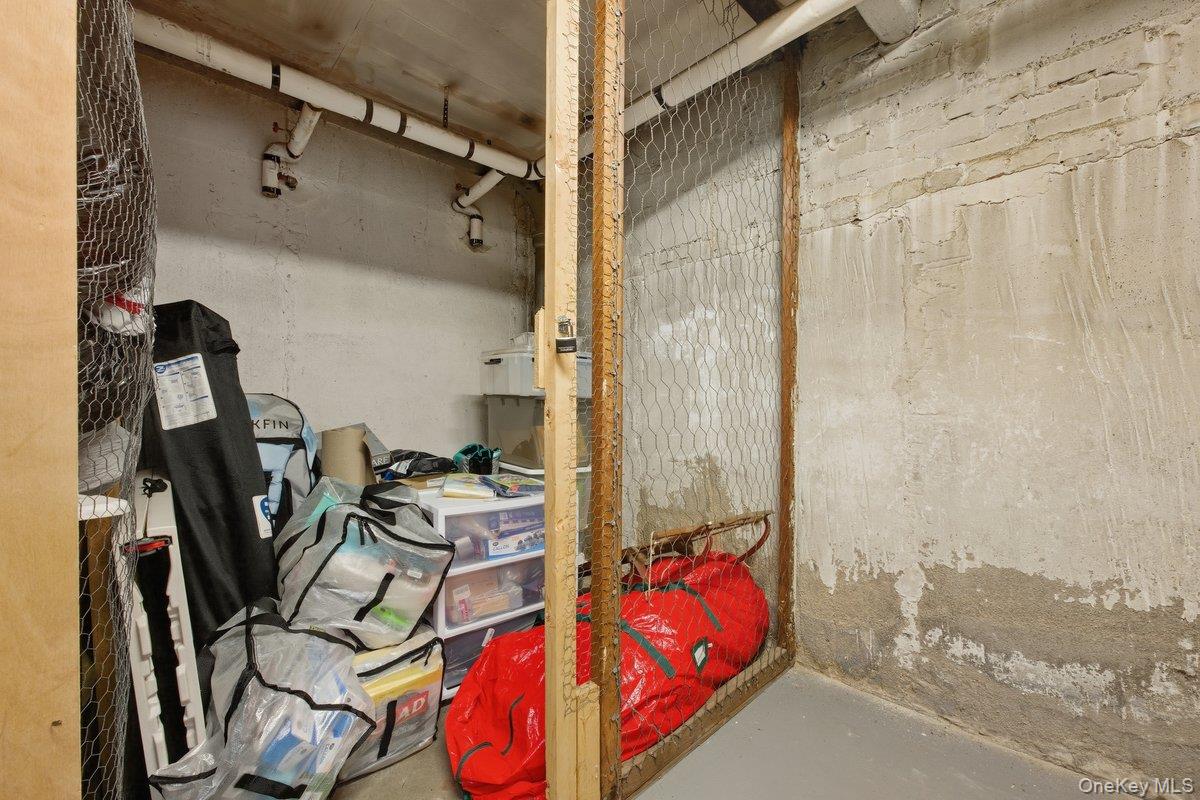 51 Lincoln Avenue # D21, Rockville Centre, NY 11570