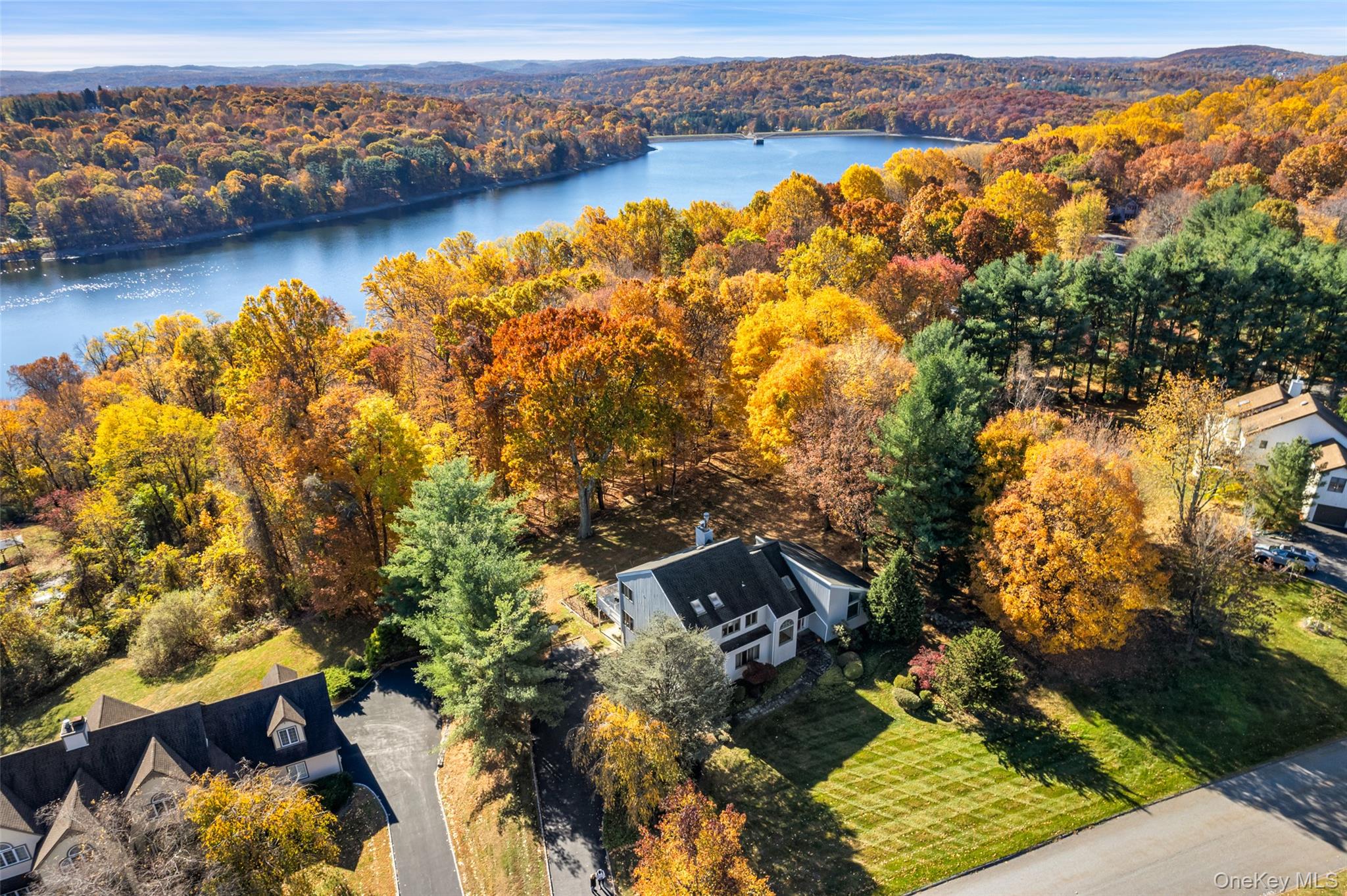 26 Watergate Drive, Amawalk, NY 10501