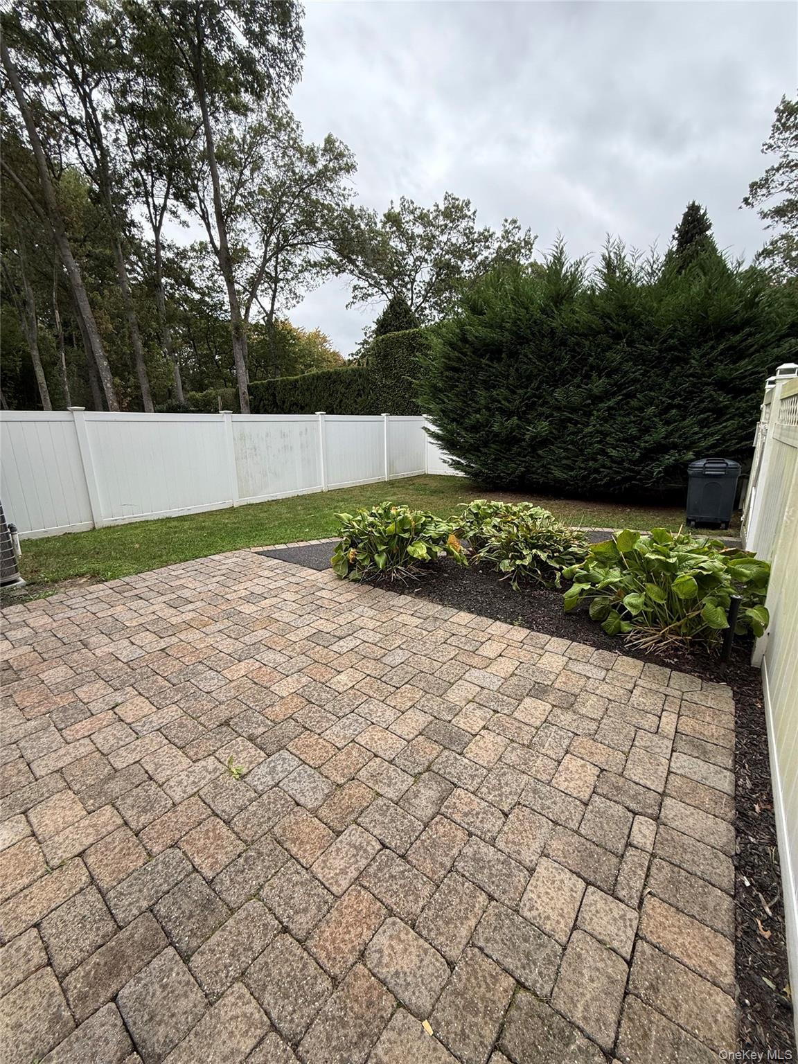 38 Chelsea Drive, Mount Sinai, NY 11766