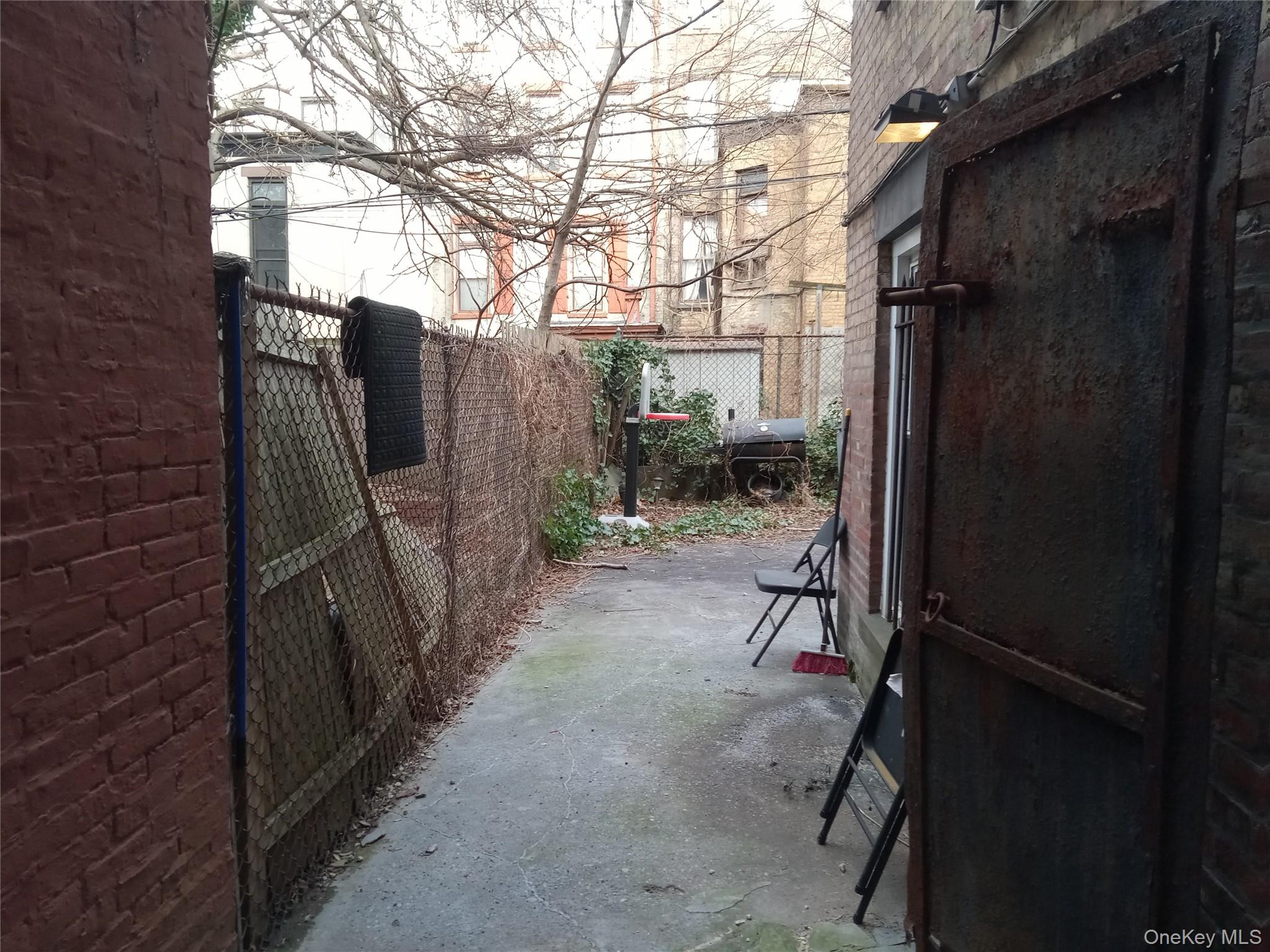 263 Hancock, Brooklyn, NY 11216