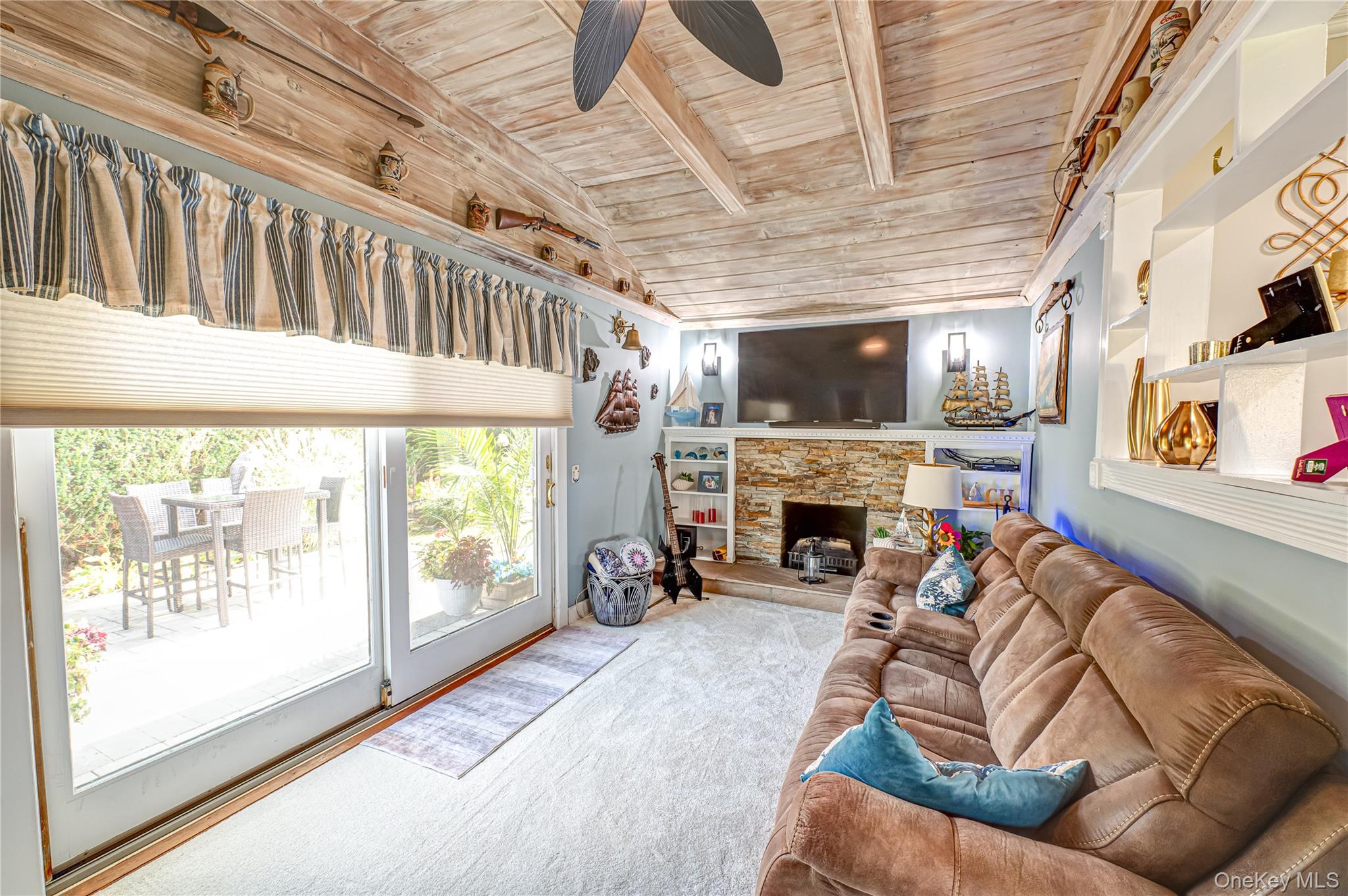 60 White Street, North Babylon, NY 11703