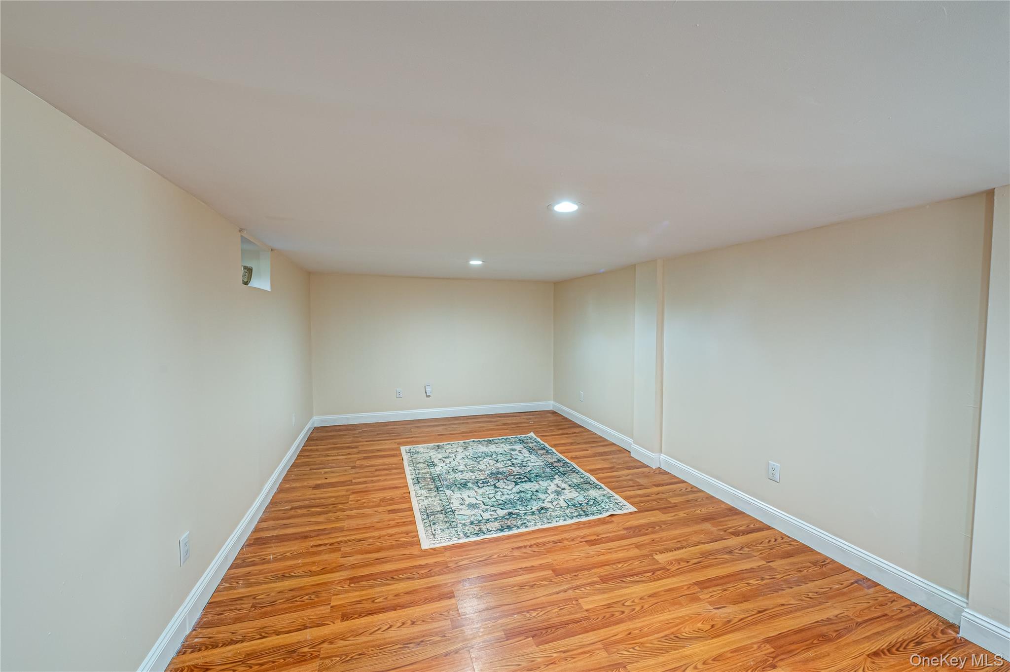 60 White Street, North Babylon, NY 11703