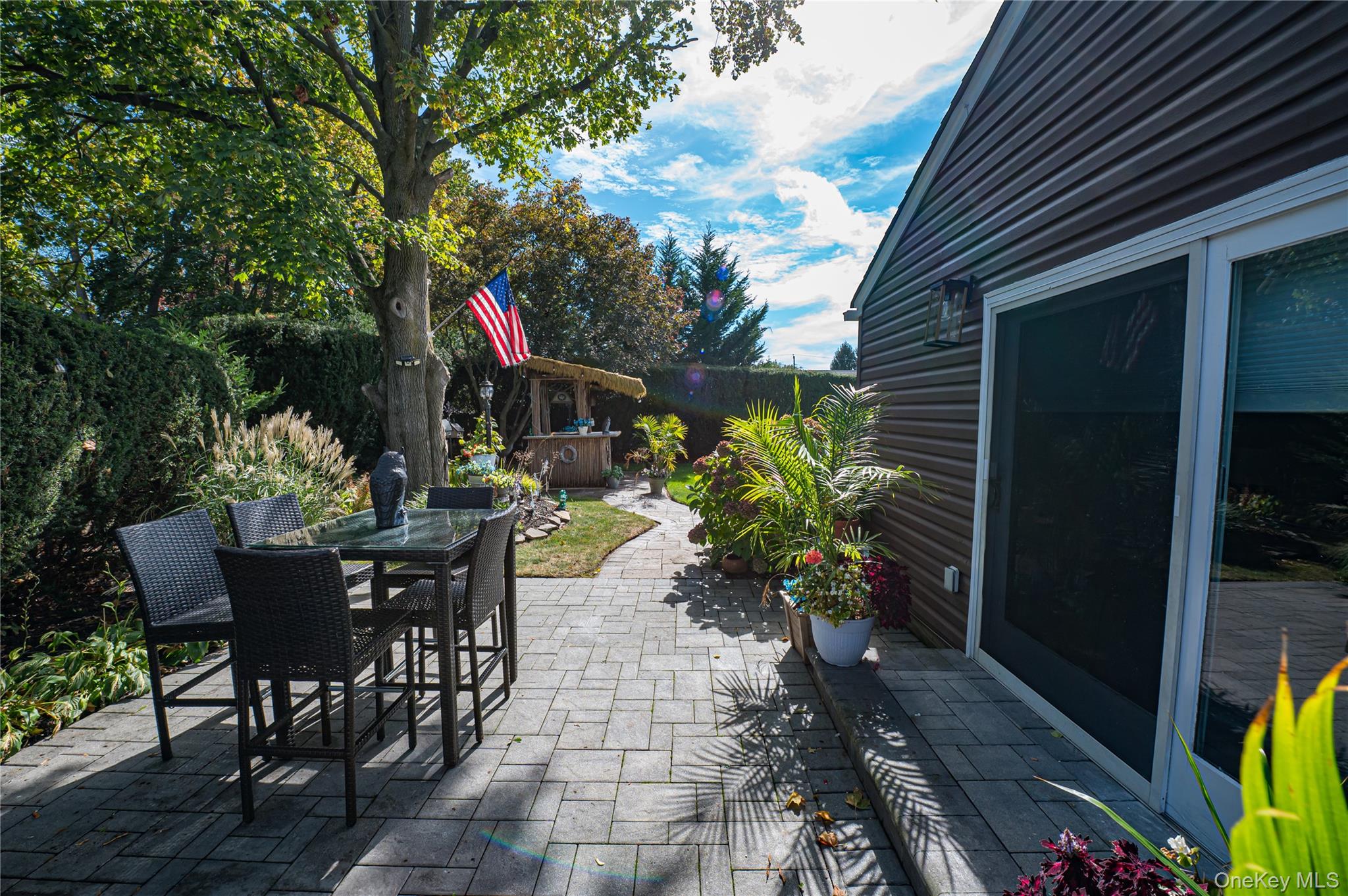 60 White Street, North Babylon, NY 11703