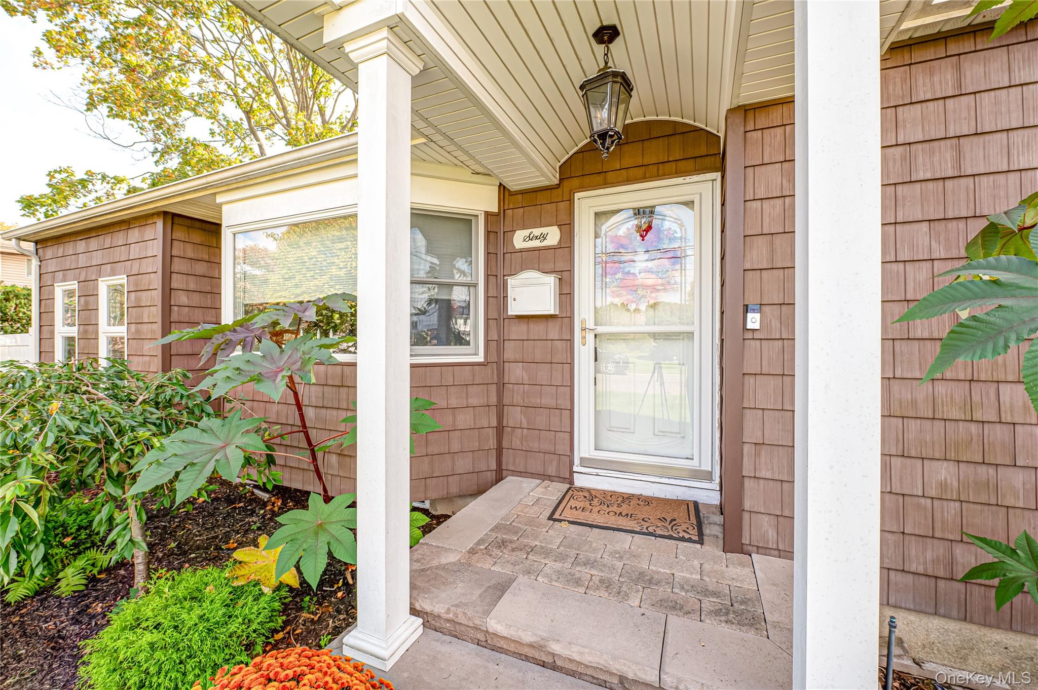 60 White Street, North Babylon, NY 11703