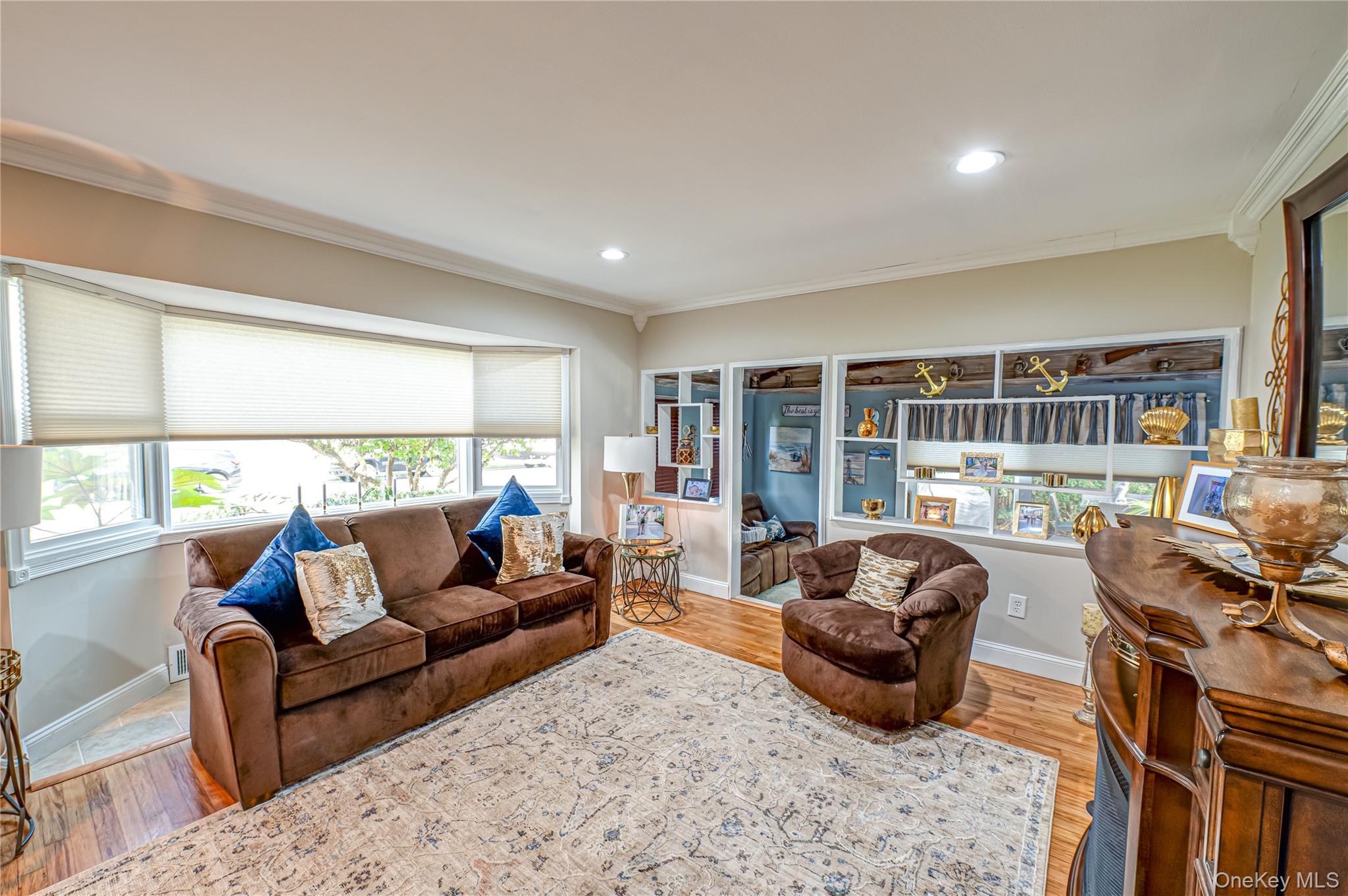 60 White Street, North Babylon, NY 11703