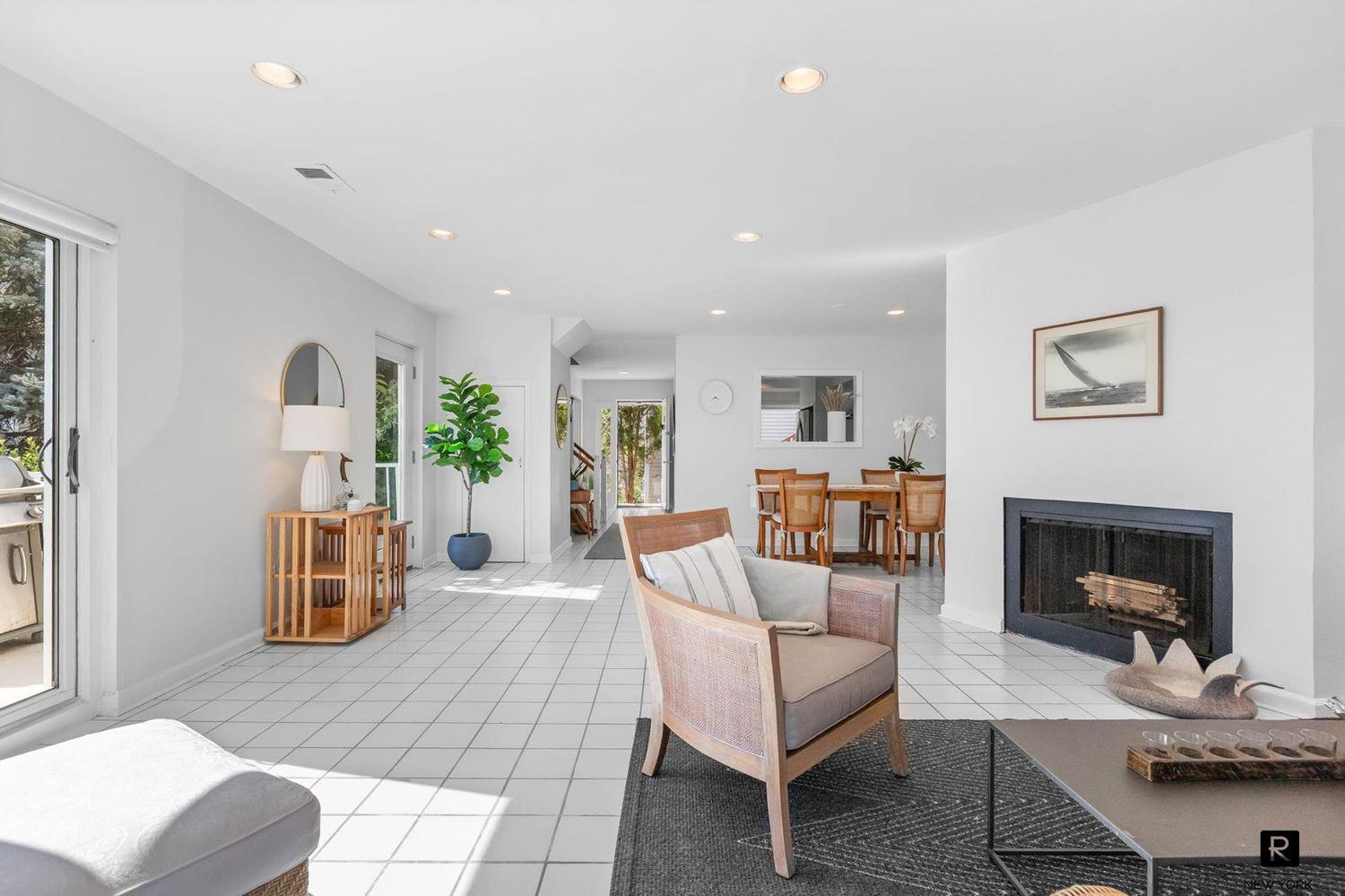 8 Deepwater Way # 63, Bronx, NY 10464