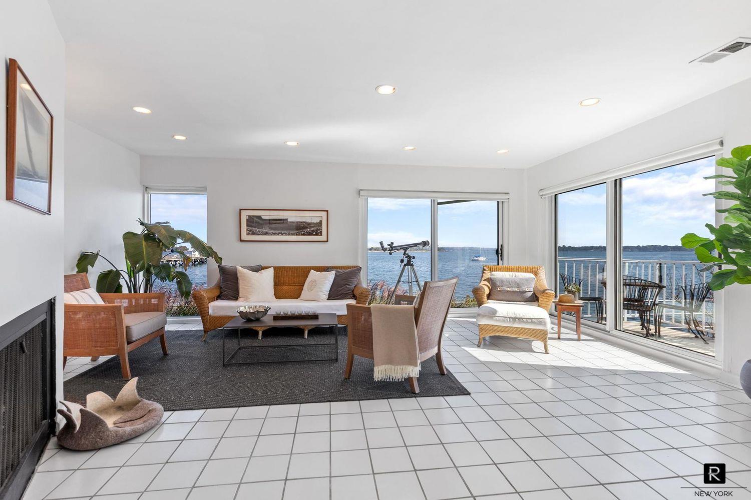 8 Deepwater Way # 63, Bronx, NY 10464