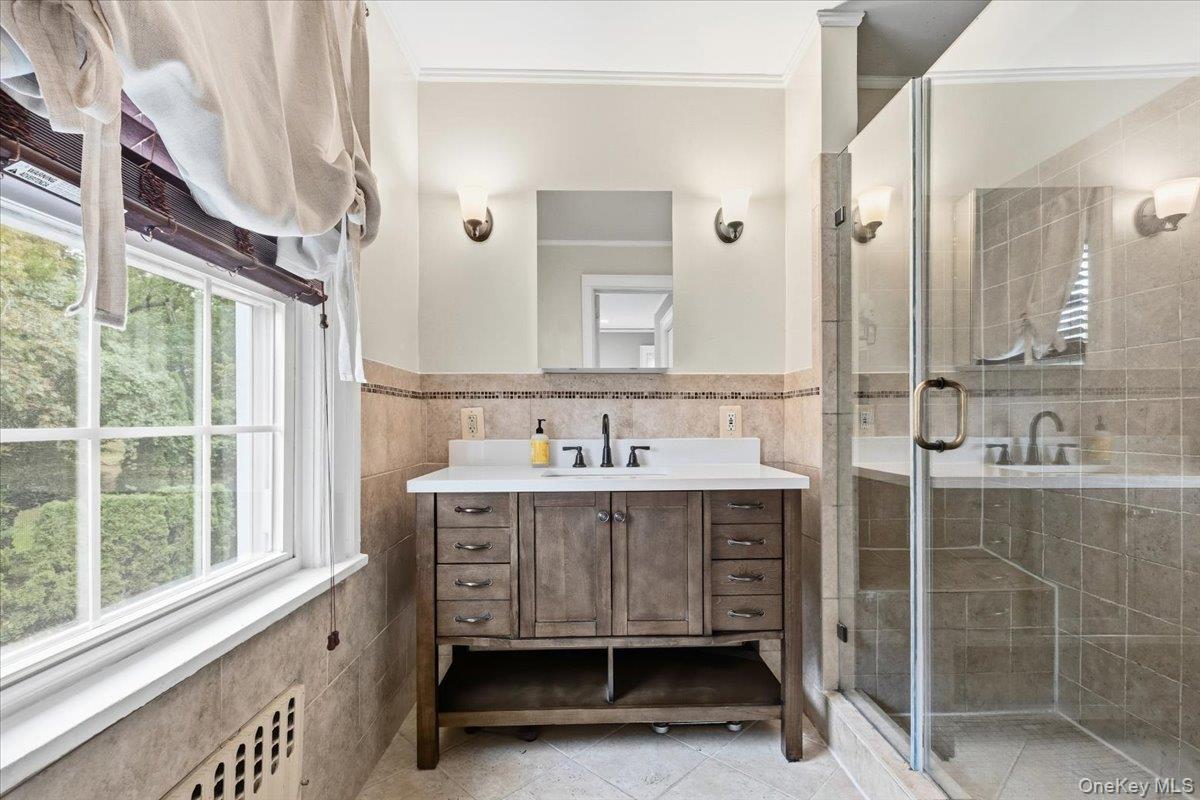 34 Gedney Park Drive, White Plains, NY 10605