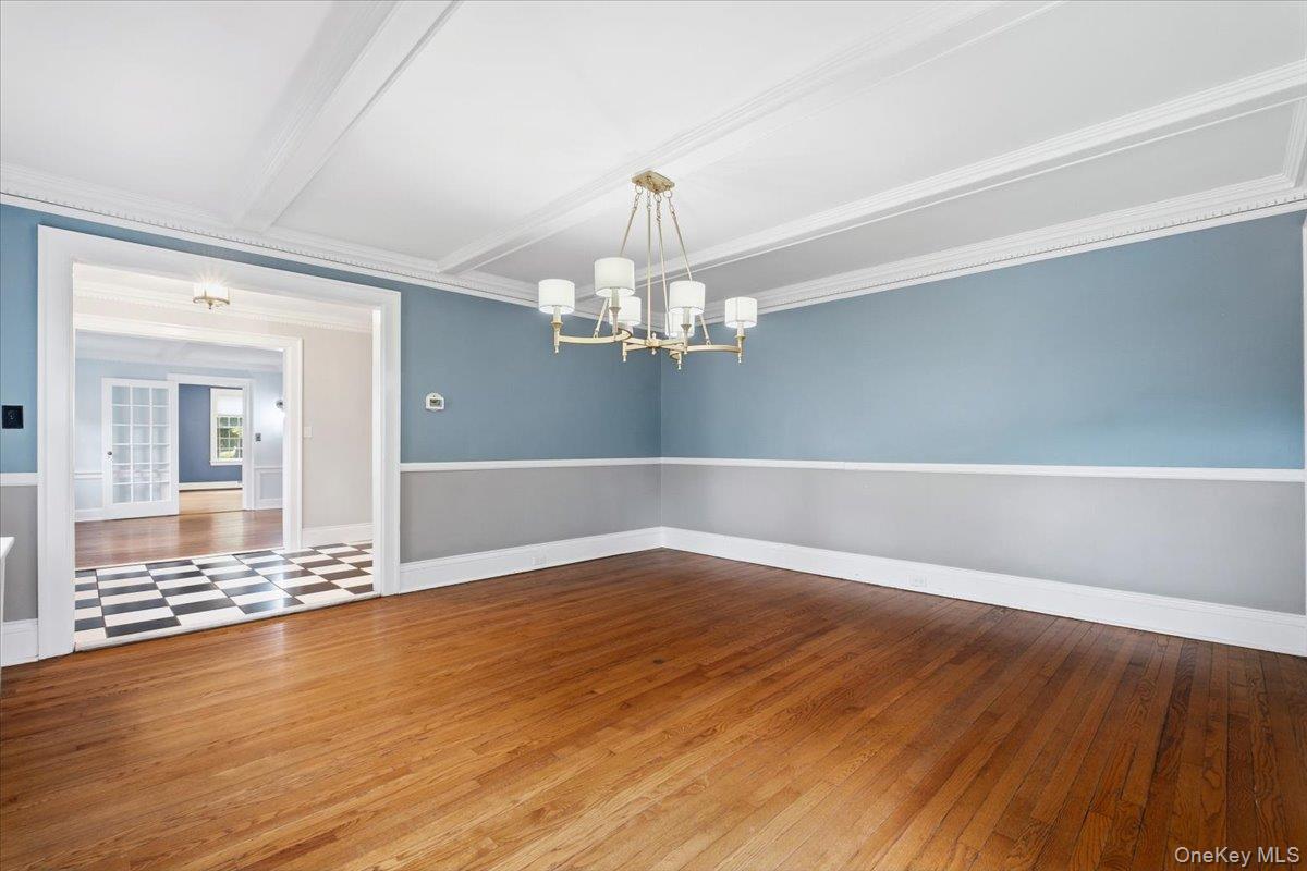 34 Gedney Park Drive, White Plains, NY 10605