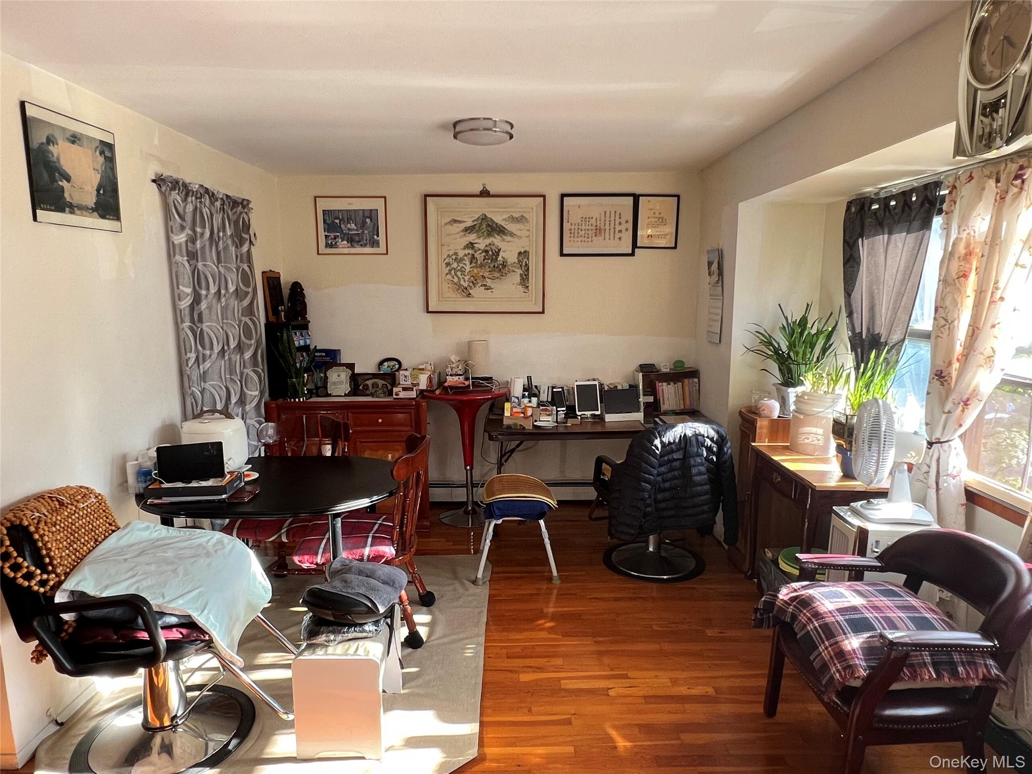 143-27 Roosevelt Avenue, Flushing, NY 11354