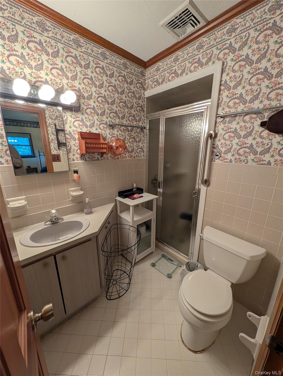 57 Hiawatha Drive, Brightwaters, NY 11718