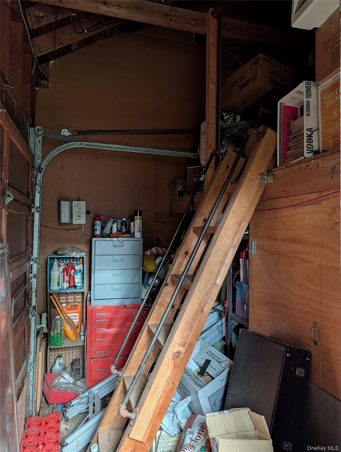 57 Hiawatha Drive, Brightwaters, NY 11718