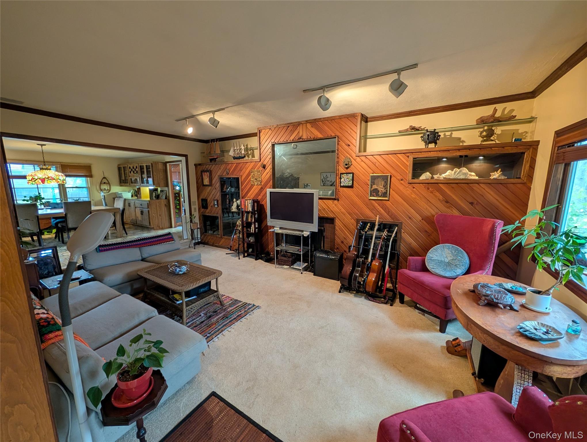 57 Hiawatha Drive, Brightwaters, NY 11718