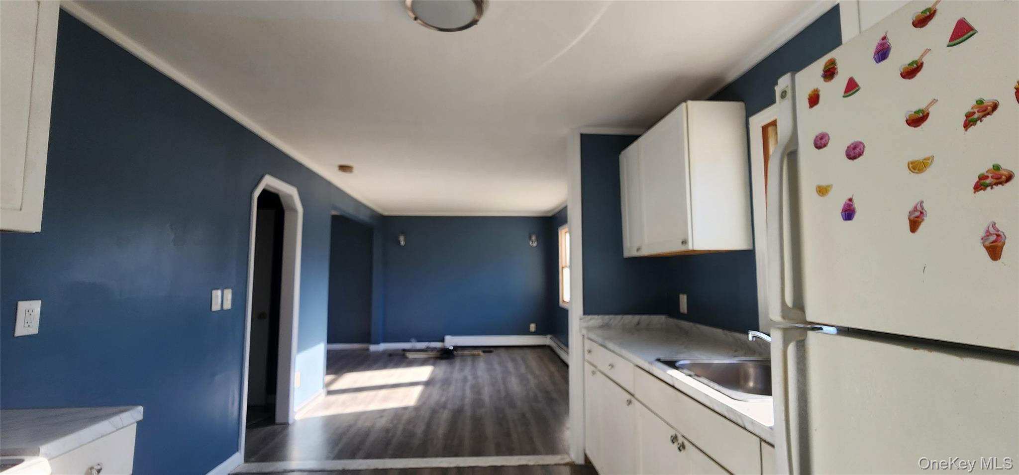 15 Hollywood Drive, Shirley, NY 11967