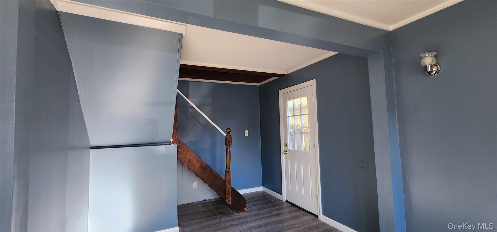 15 Hollywood Drive, Shirley, NY 11967