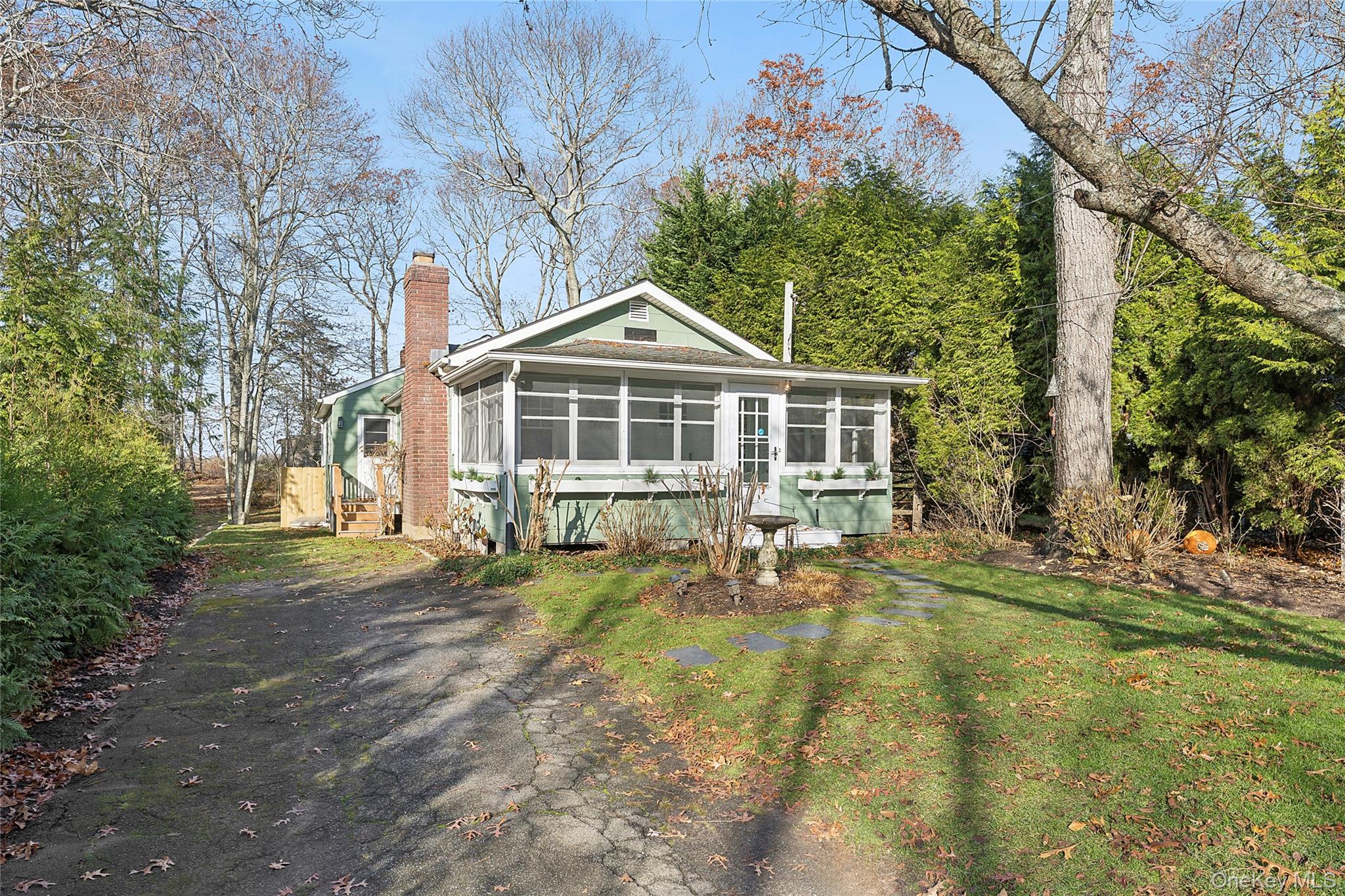 5875 Peconic Bay Boulevard, Laurel, NY 11948