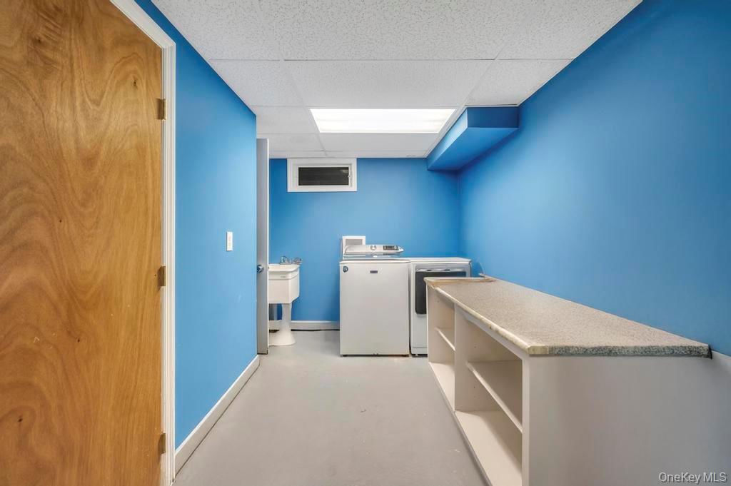 30 Fox Hollow Ridings Road, Northport, NY 11768