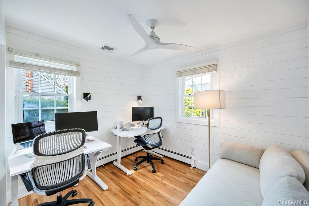 8 Lovell Road, Hampton Bays, NY 11946