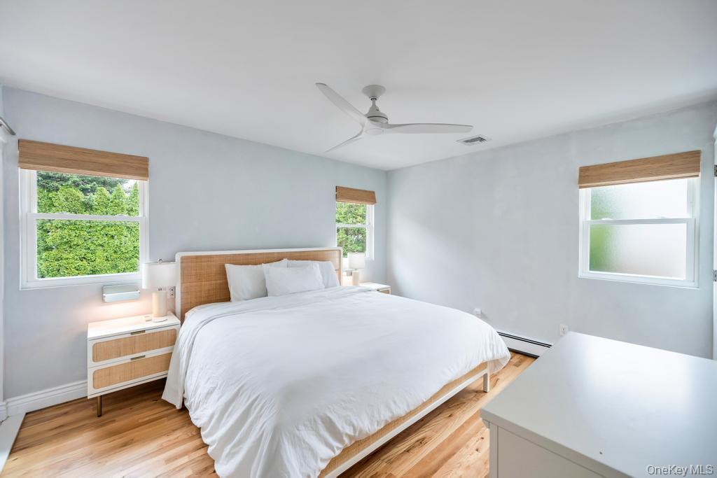 8 Lovell Road, Hampton Bays, NY 11946