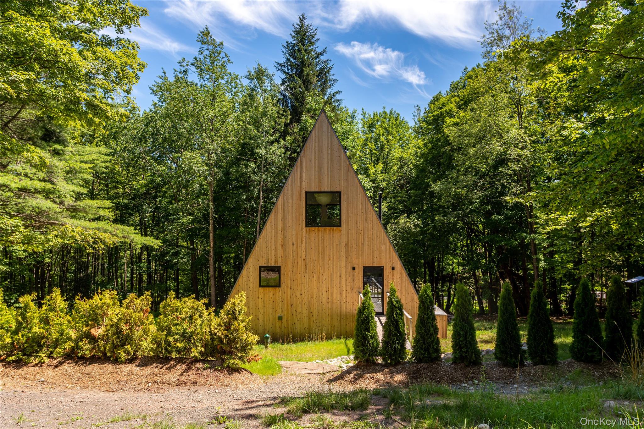 9 Mountain Lane, Napanoch, NY 12458