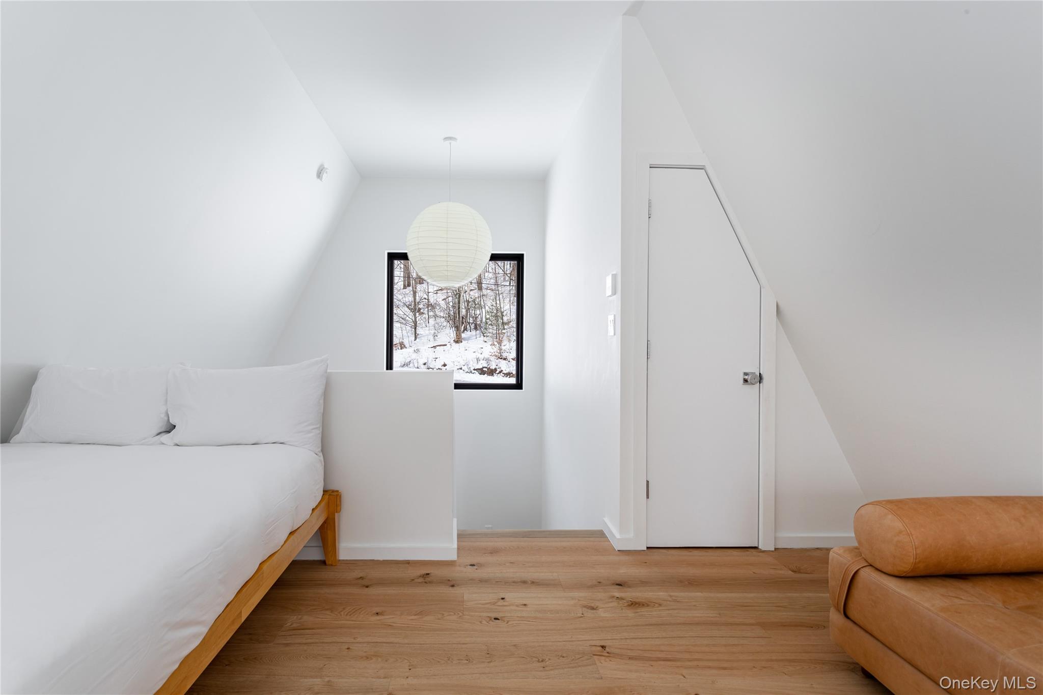 9 Mountain Lane, Napanoch, NY 12458