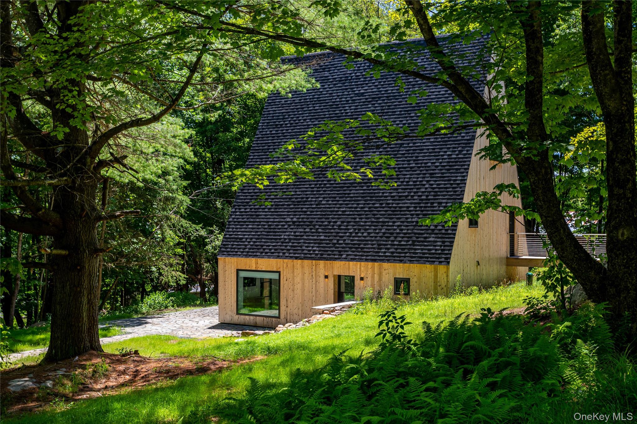 9 Mountain Lane, Napanoch, NY 12458