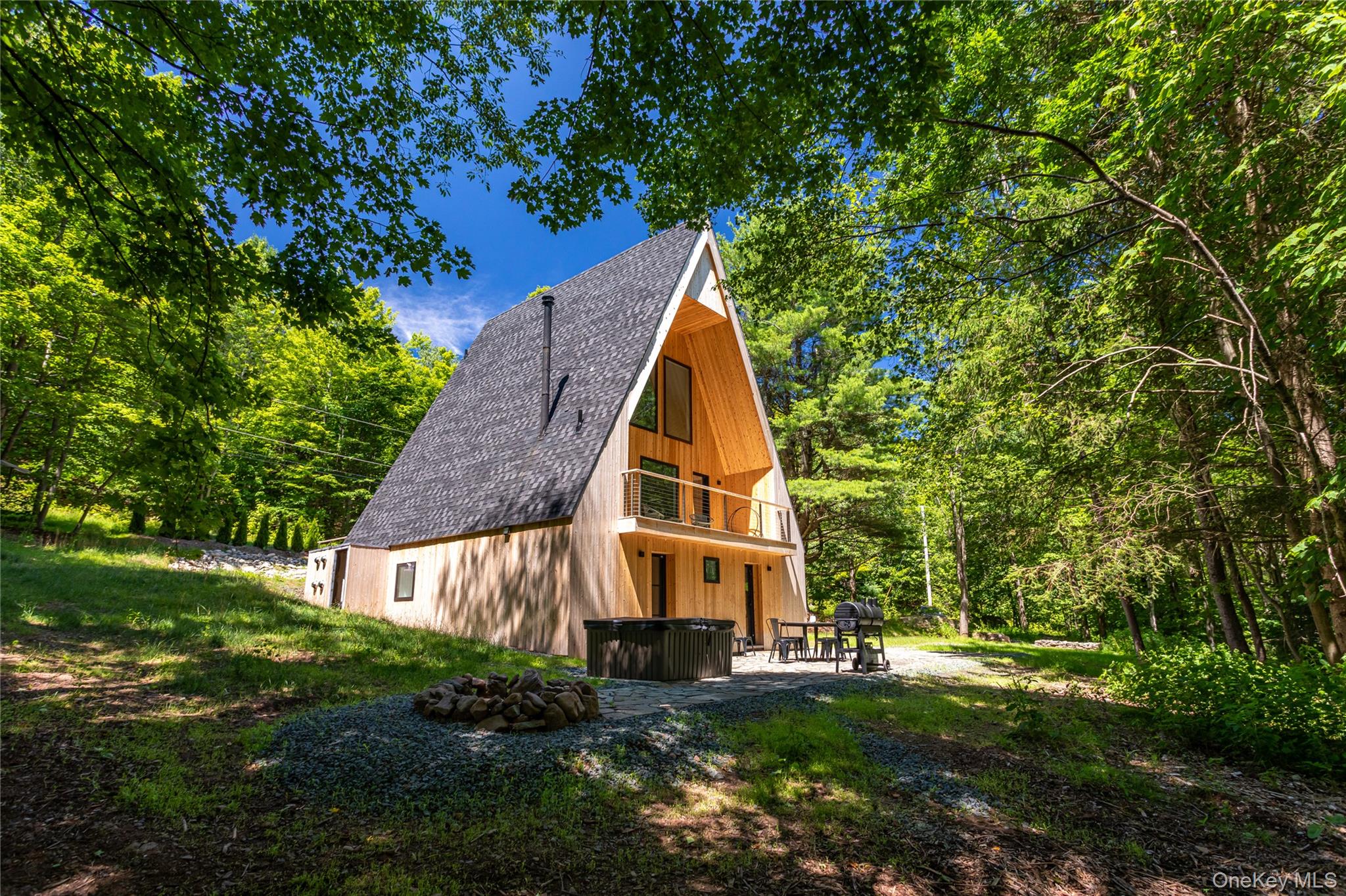 9 Mountain Lane, Napanoch, NY 12458