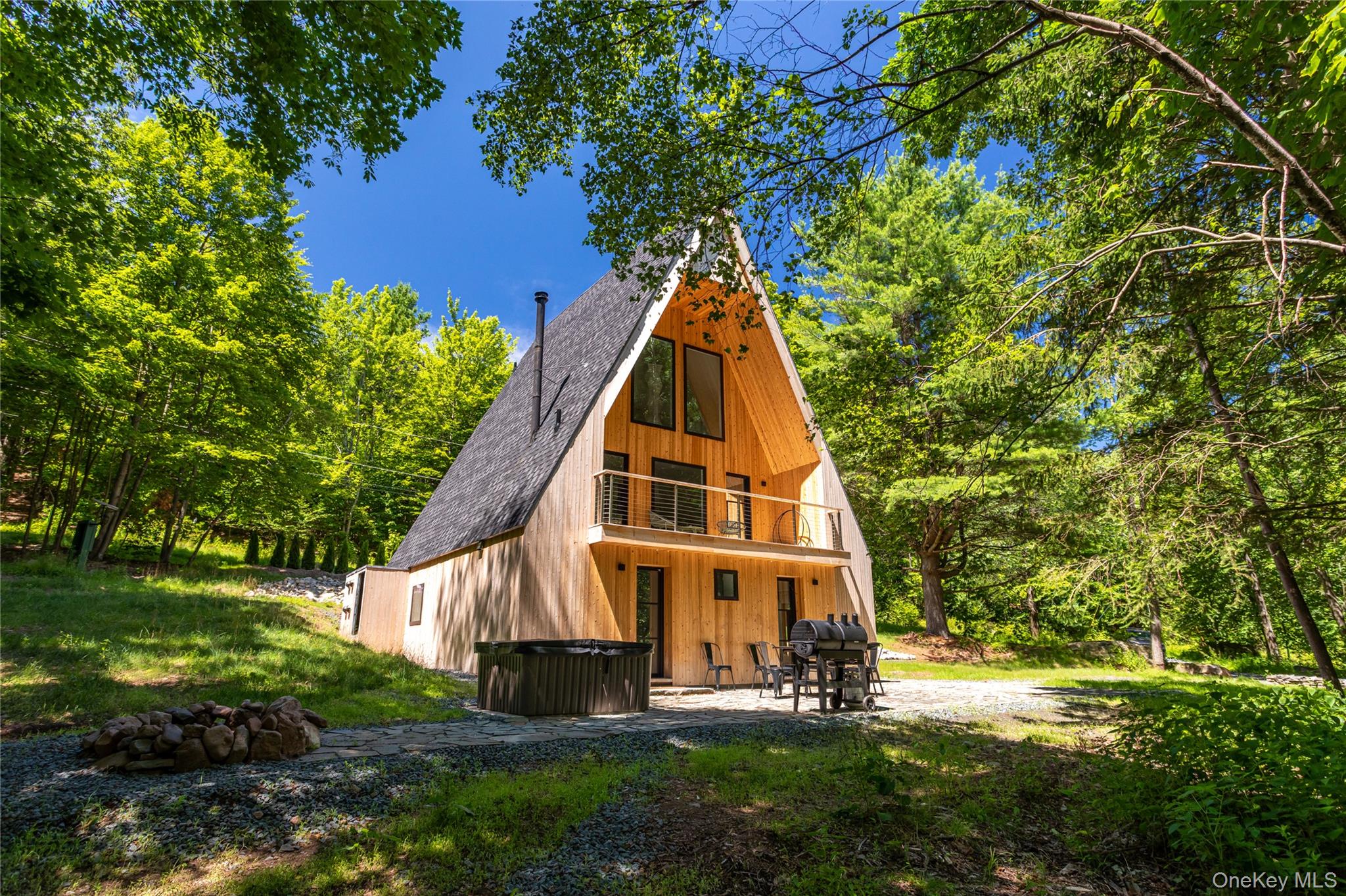 9 Mountain Lane, Napanoch, NY 12458