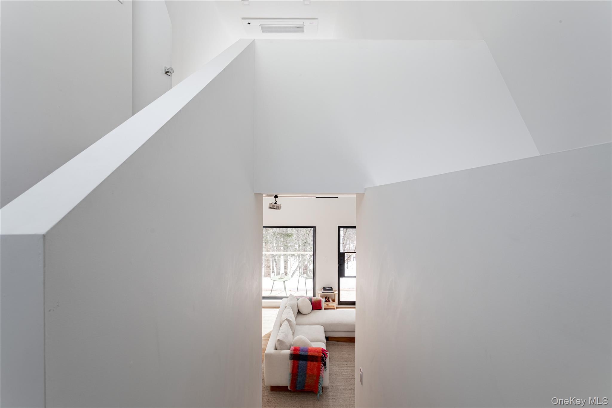 9 Mountain Lane, Napanoch, NY 12458