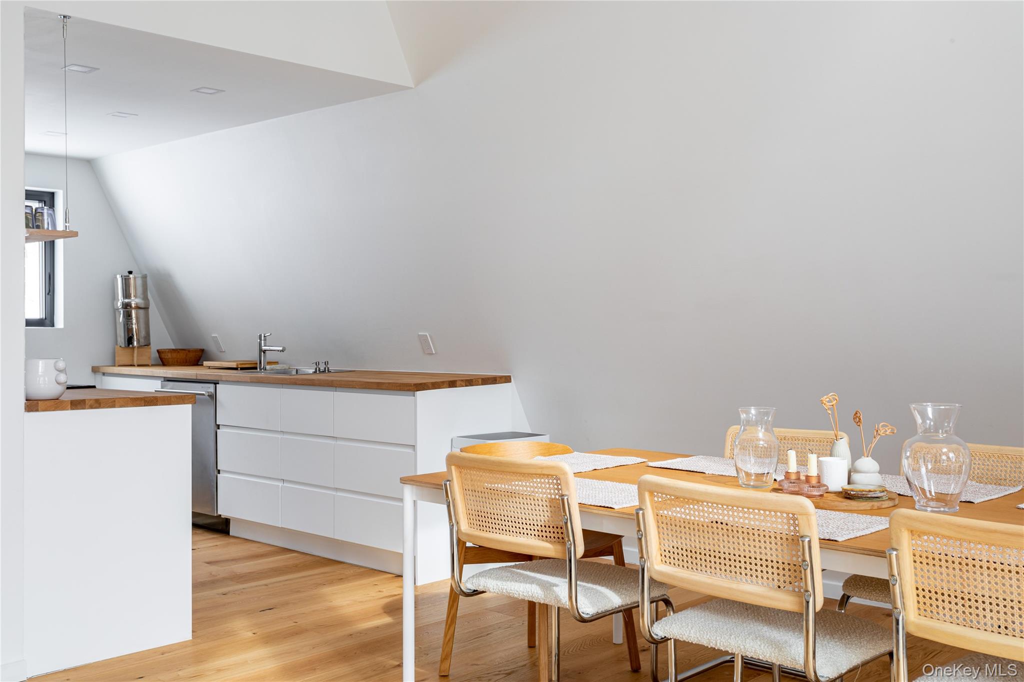 9 Mountain Lane, Napanoch, NY 12458