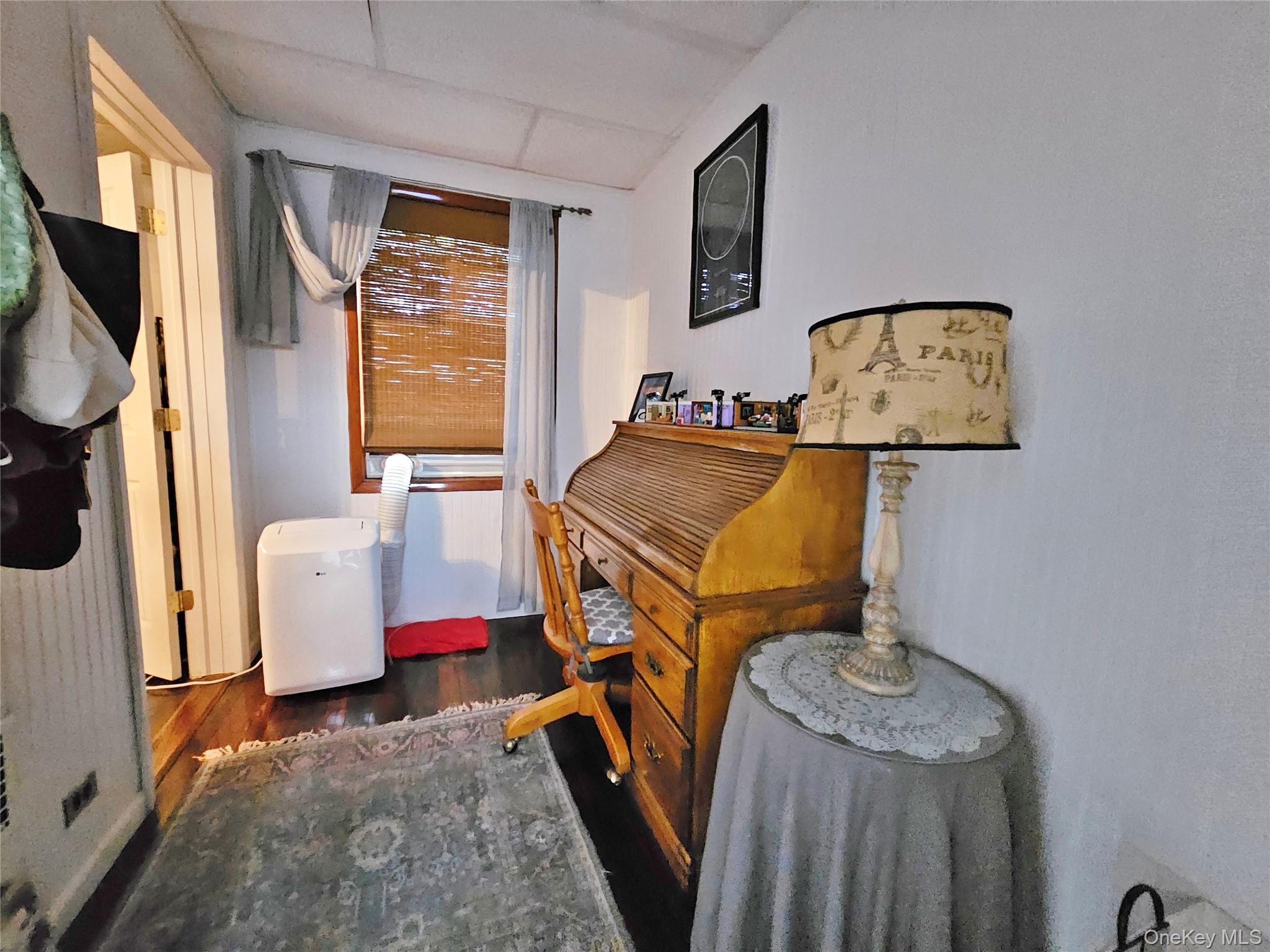 7852 79th Lane, Glendale, NY 11385