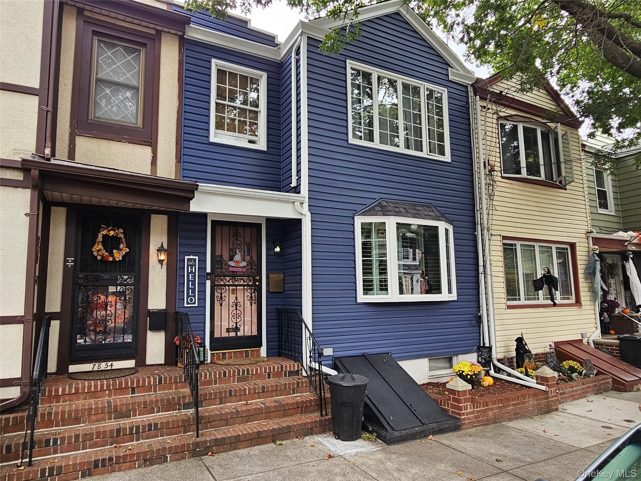 7852 79th Lane, Glendale, NY 11385