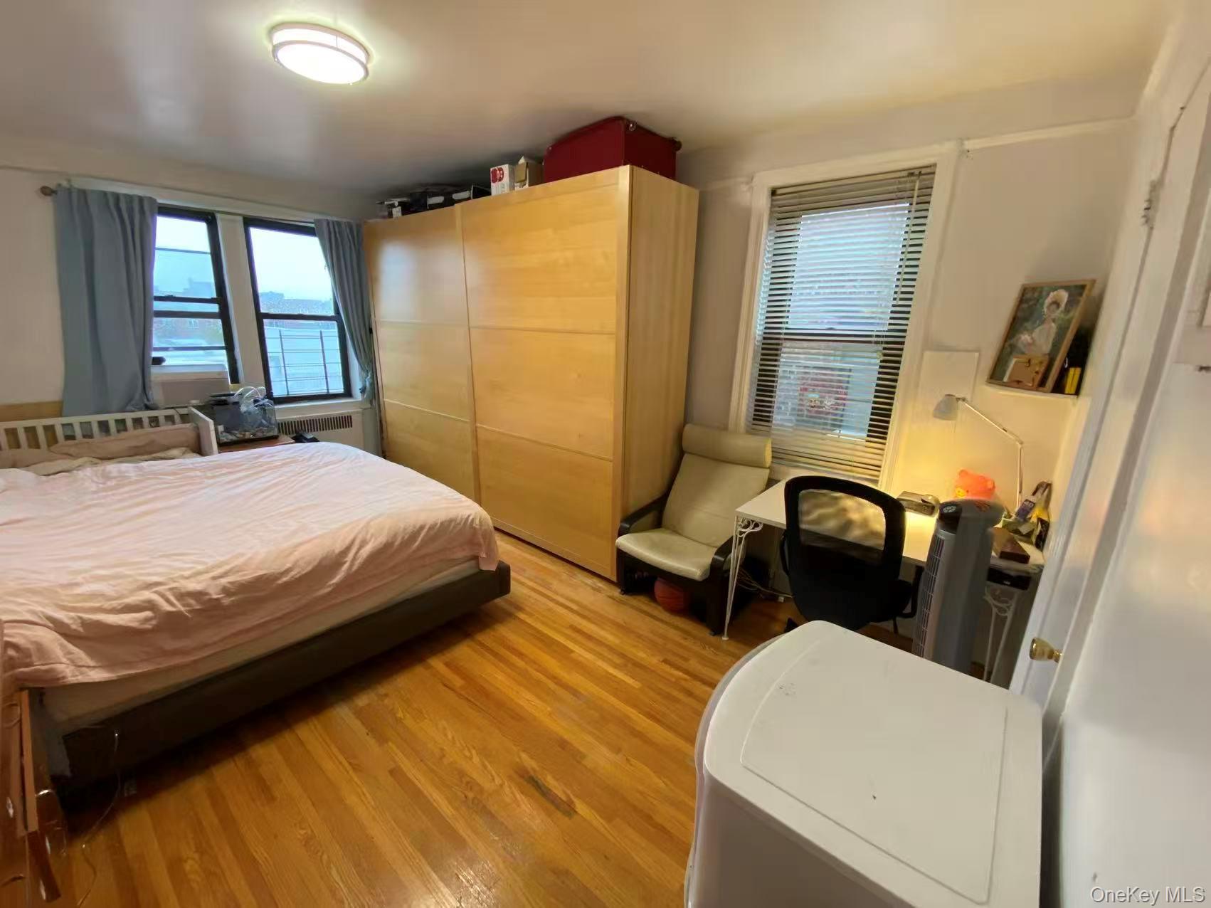 42-52 Layton Street # 6F, Elmhurst, NY 11373