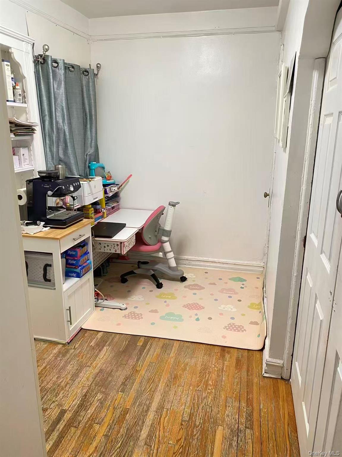 42-52 Layton Street # 6F, Elmhurst, NY 11373