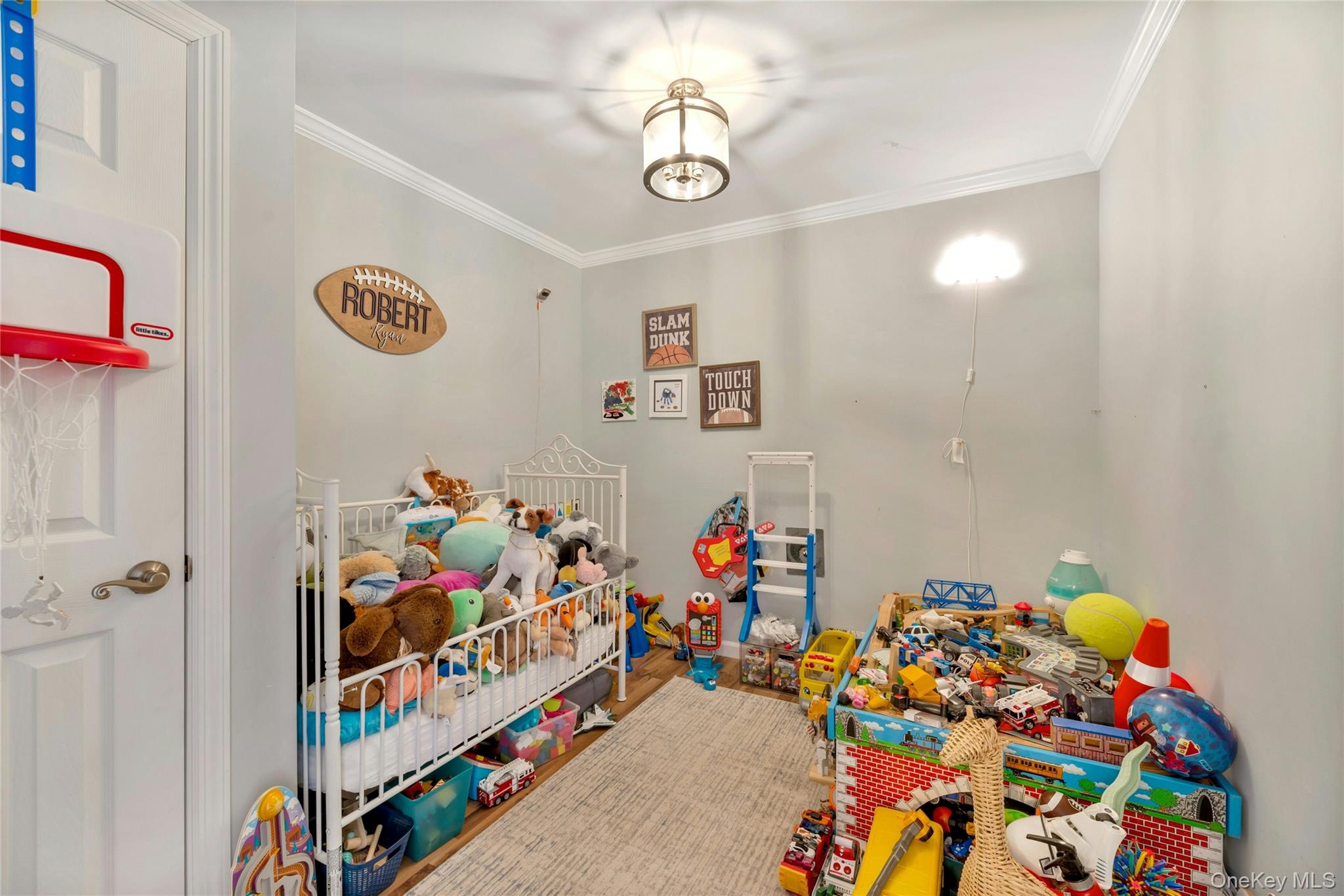 3105 Bluffs Drive S, Baiting Hollow, NY 11933