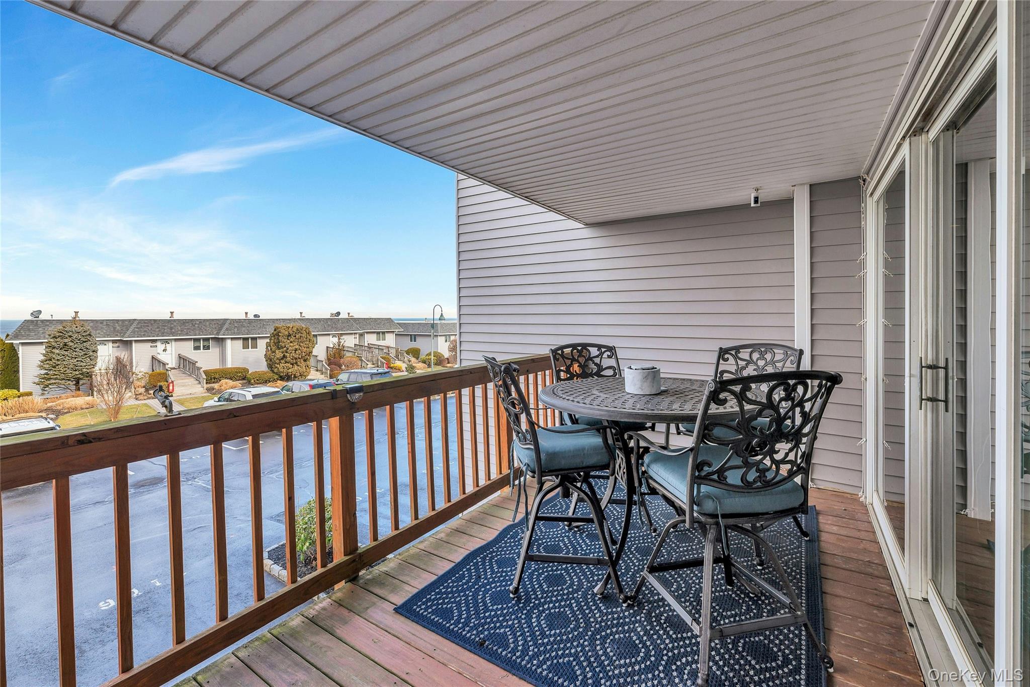 3105 Bluffs Drive S, Baiting Hollow, NY 11933