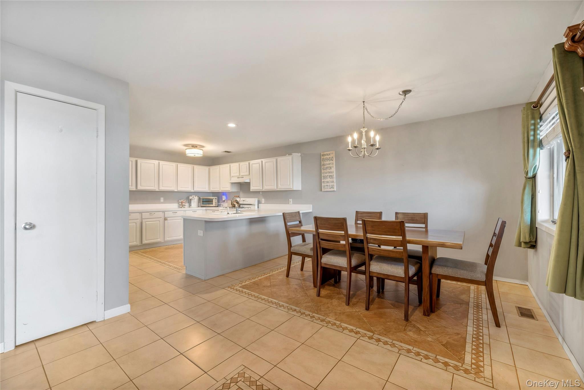 3105 Bluffs Drive S, Baiting Hollow, NY 11933