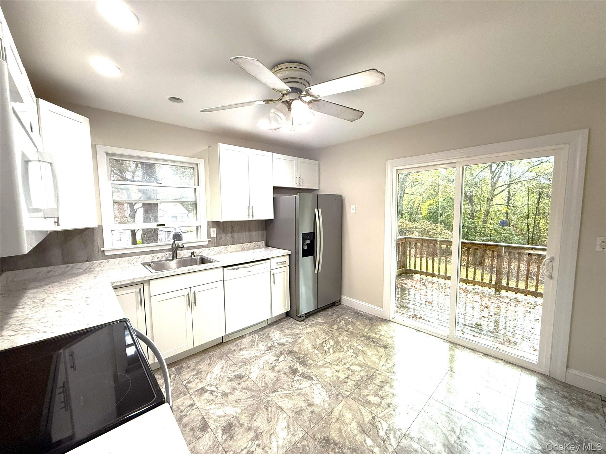 307 S Bicycle Path, Farmingville, NY 11738