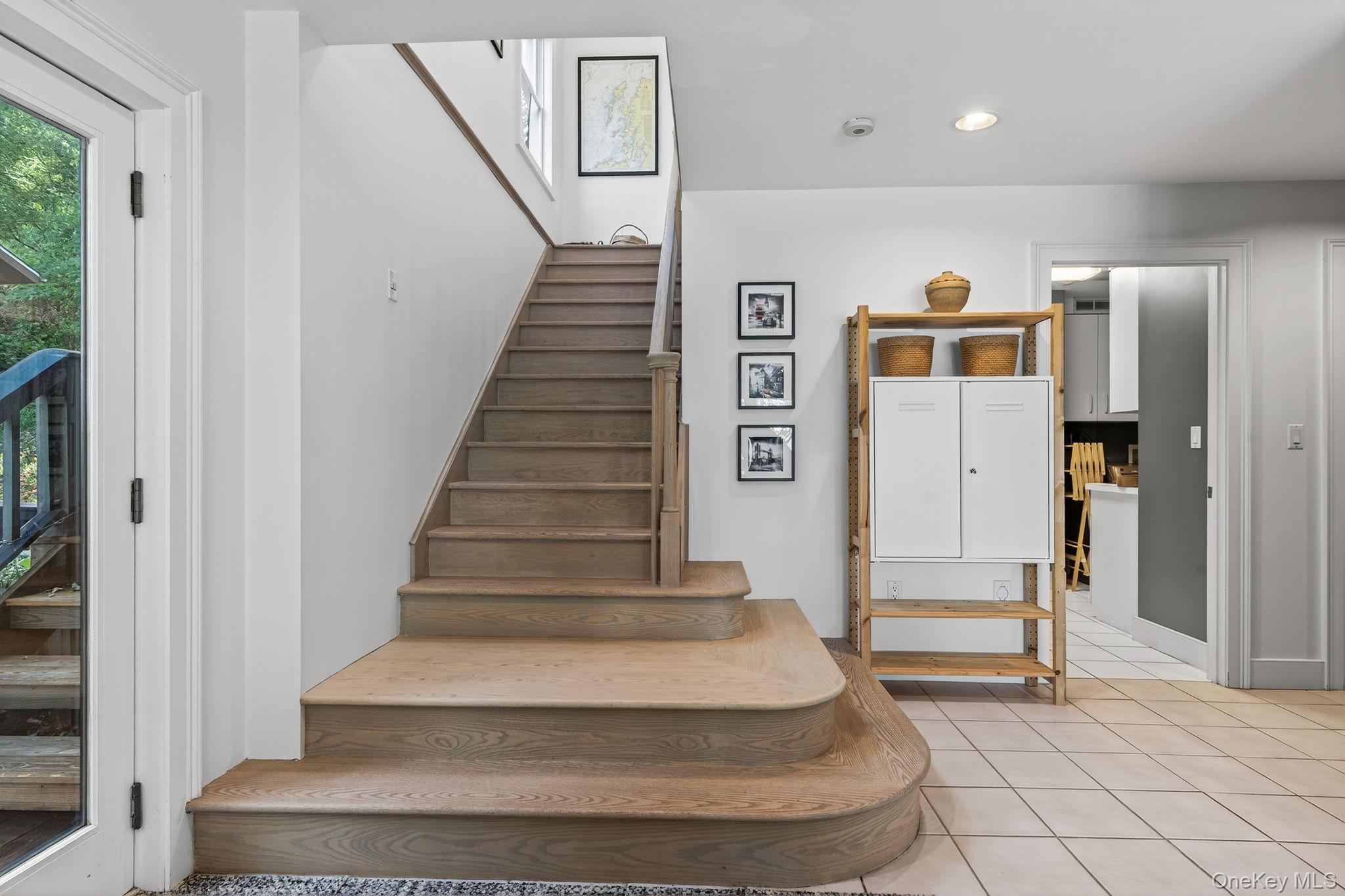 83 River Road, Esopus, NY 12487