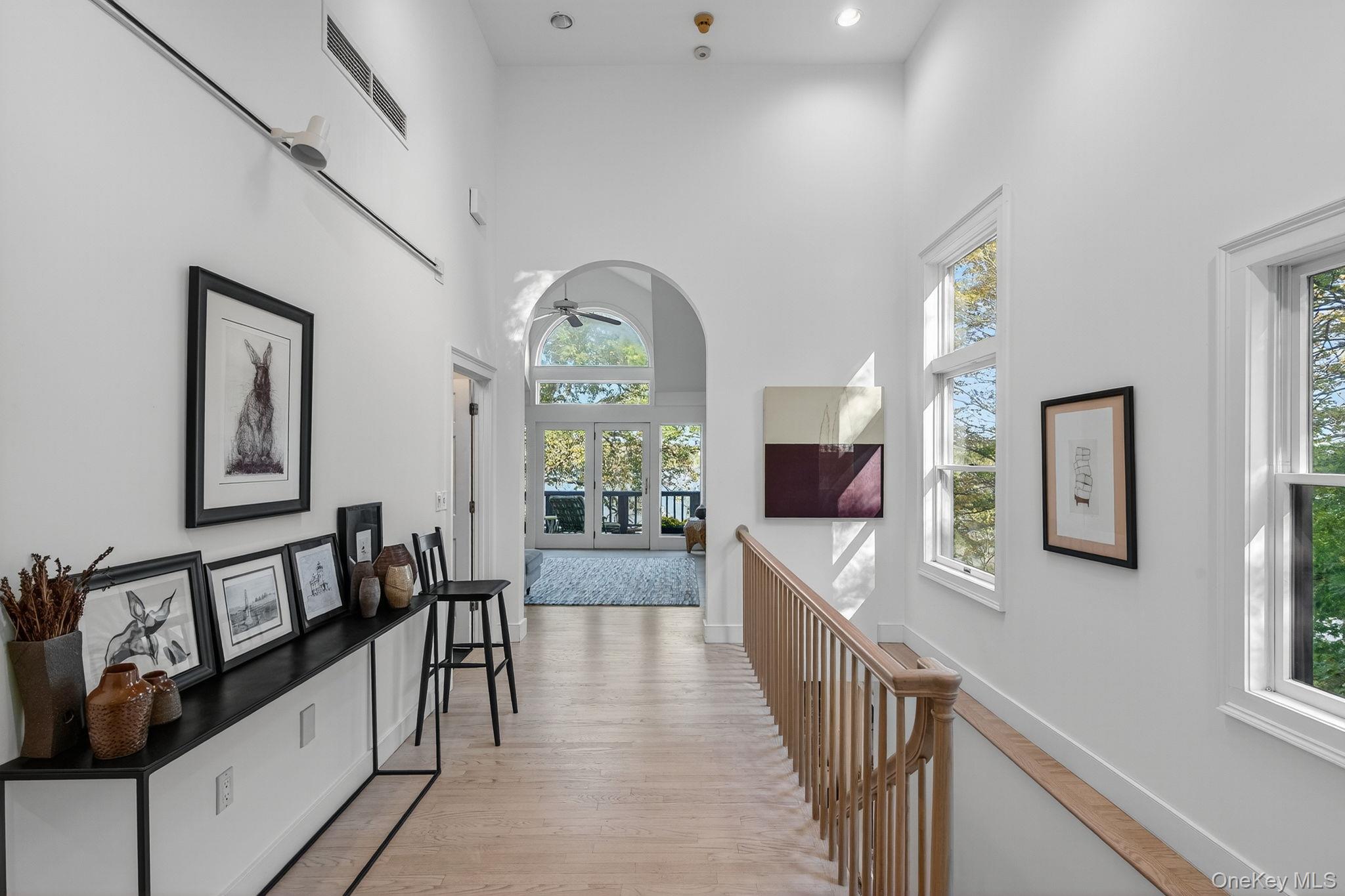 83 River Road, Esopus, NY 12487