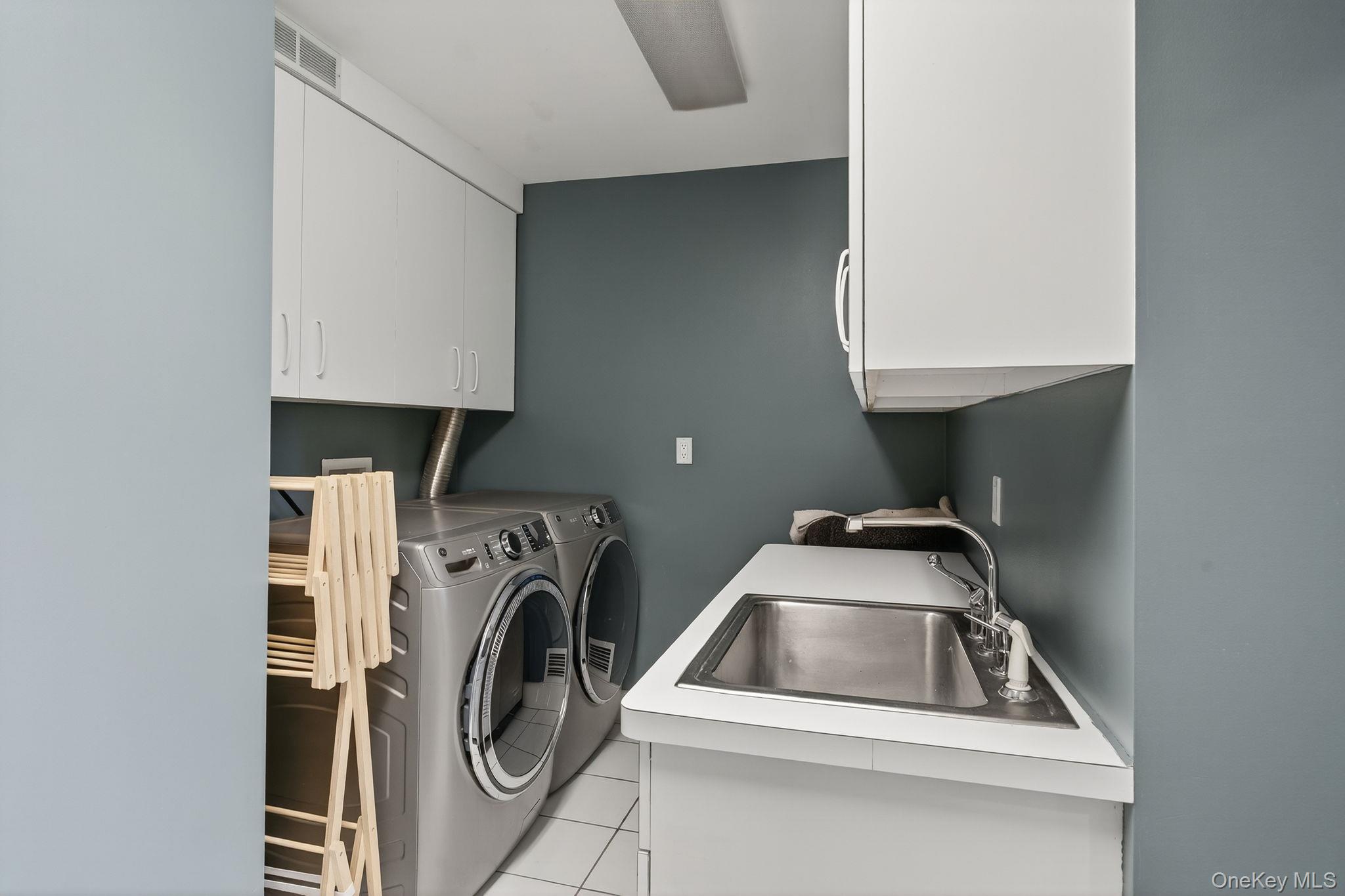 83 River Road, Esopus, NY 12487