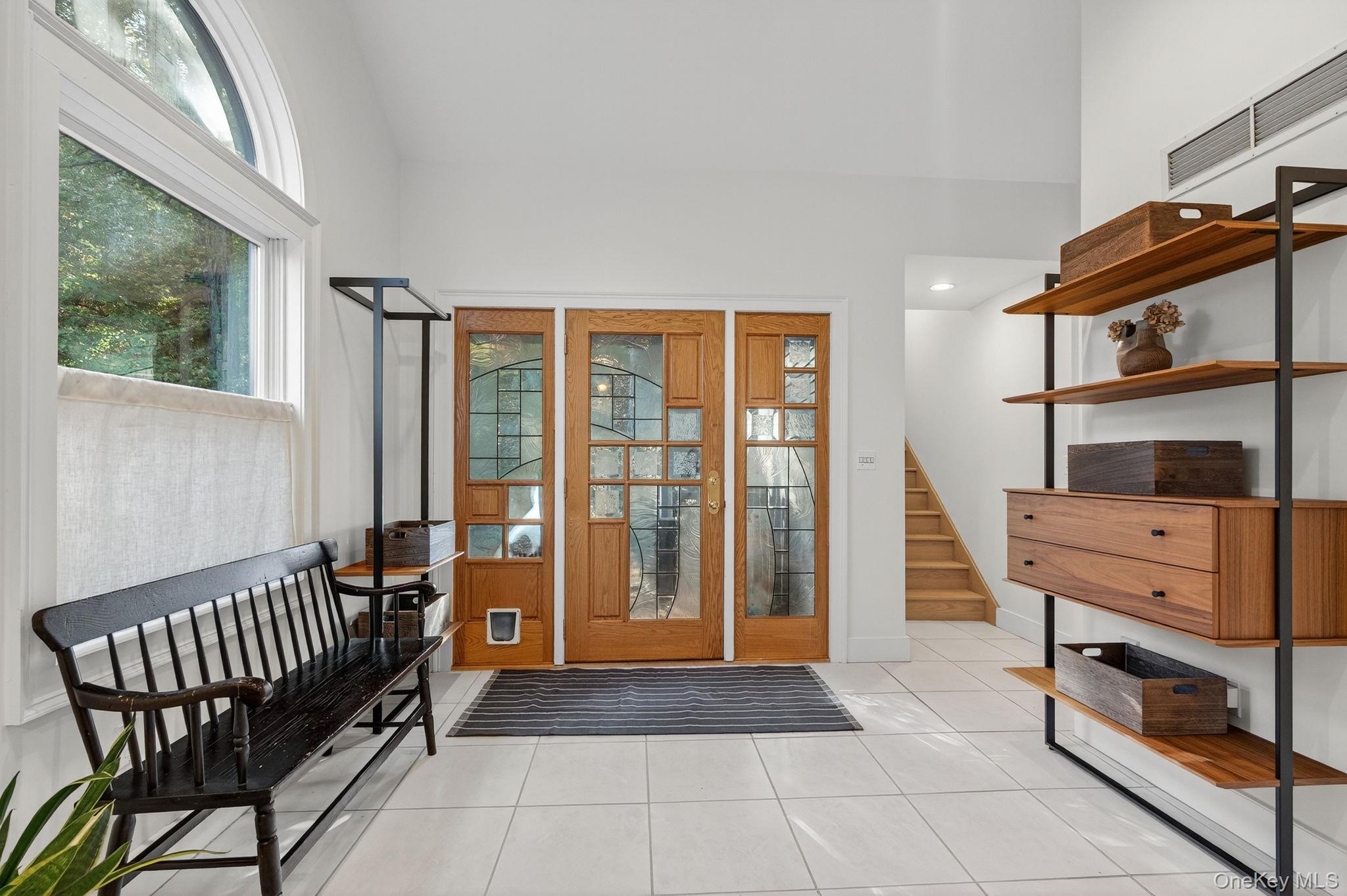 83 River Road, Esopus, NY 12487